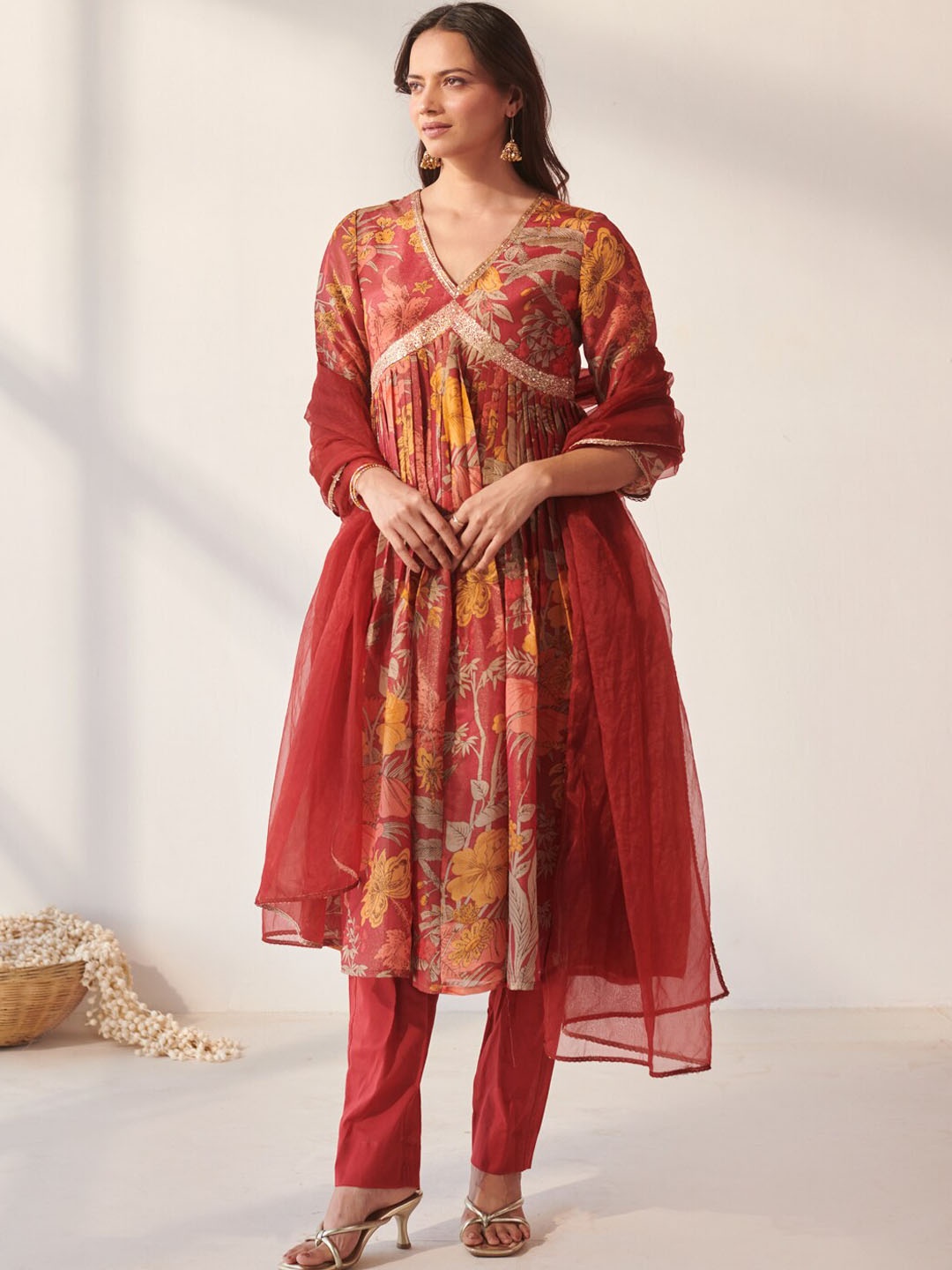 

Ambraee Floral Printed V-Neck Sequinned A-Line Kurta With Trousers & Dupatta, Maroon