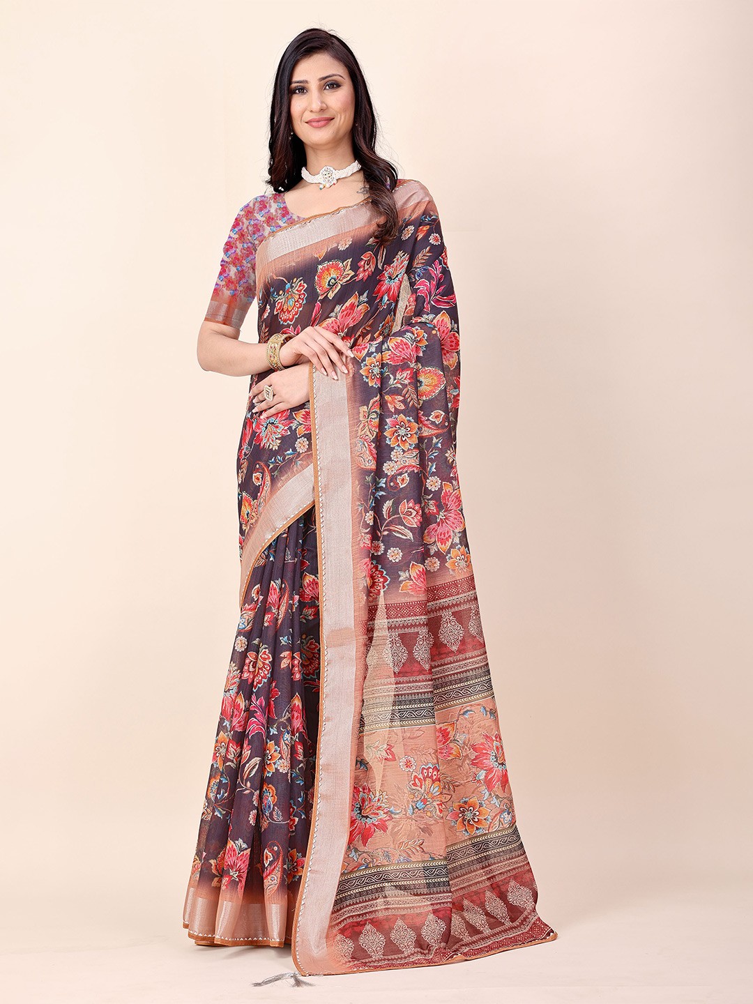 

KANOODA Ethnic Motifs Printed Zari Saree, Peach