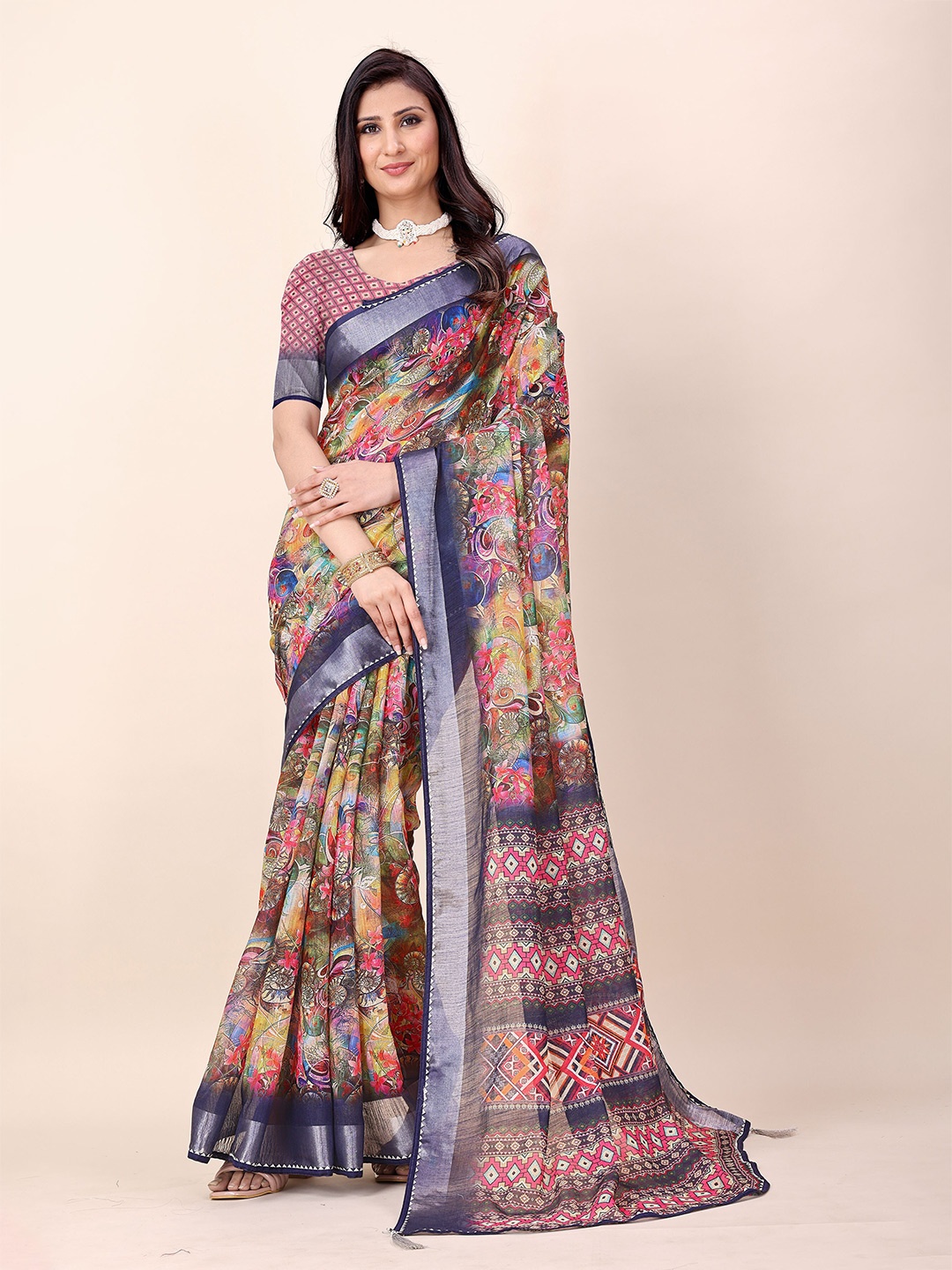 

KANOODA Floral Printed Zari Linen Saree, Navy blue