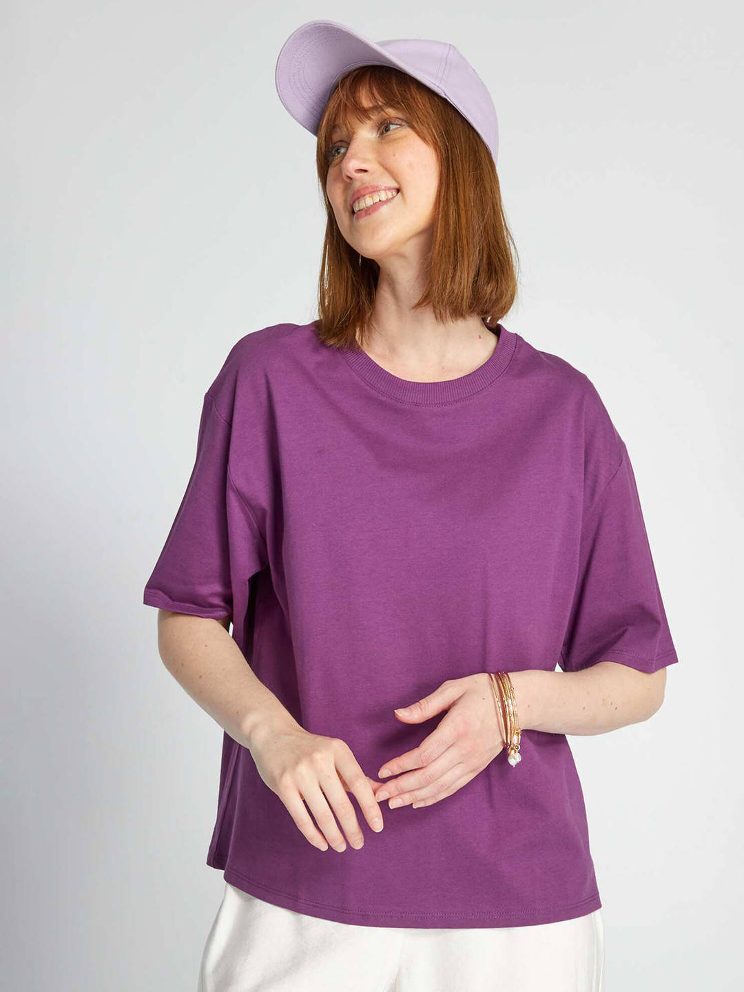 

KIABI Round Neck Drop-Shoulder Sleeves Cotton T-shirt, Purple