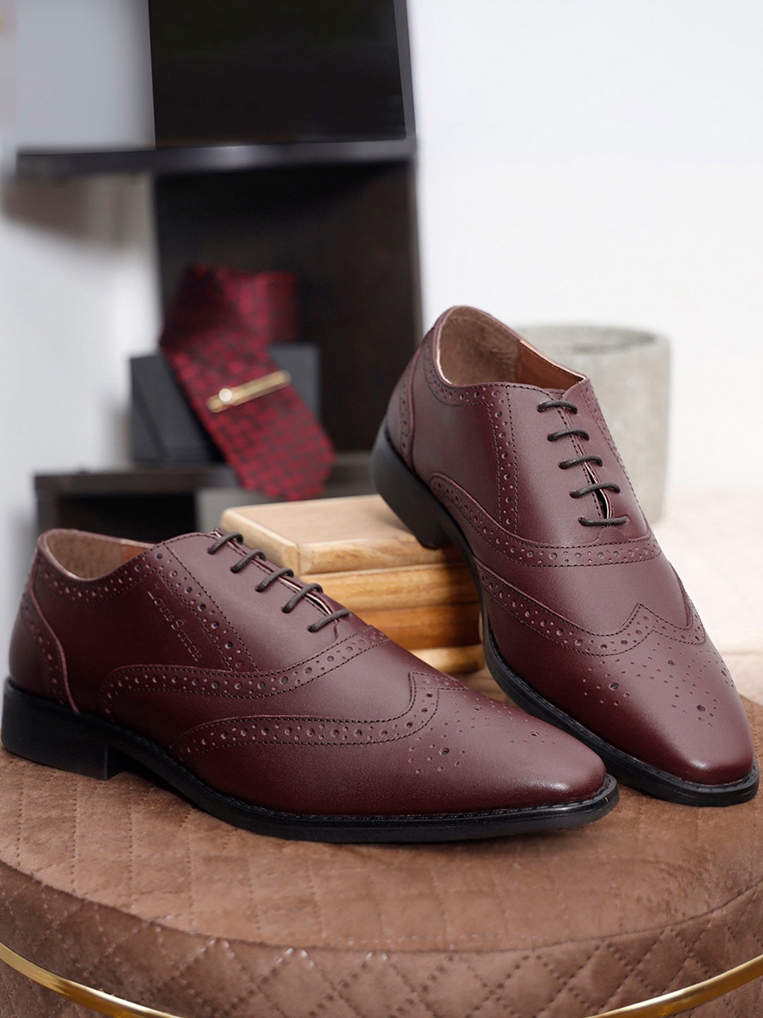 

LOUIS STITCH Men Rosewood Premium Italian Leather Formal Brogue Shoes, Maroon