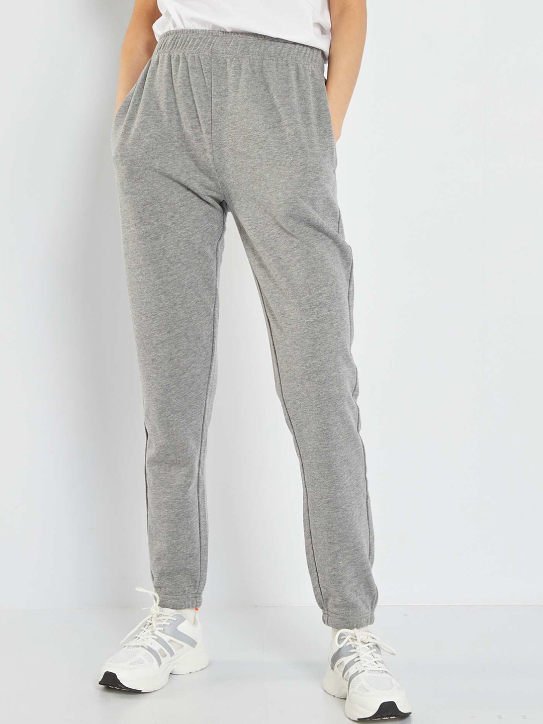 

KIABI Women Cotton Mid Rise Jogger, Grey