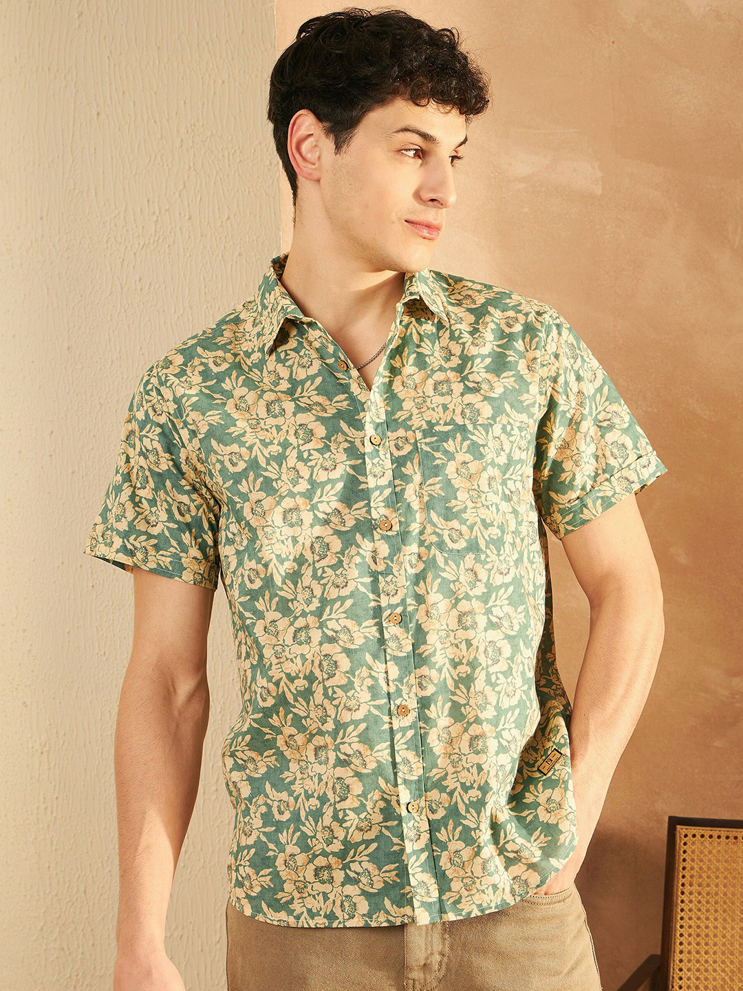 

DENNISON Smart Floral Printed Spread Collar Cotton Oversized Lightweight Casual Shirt, Green