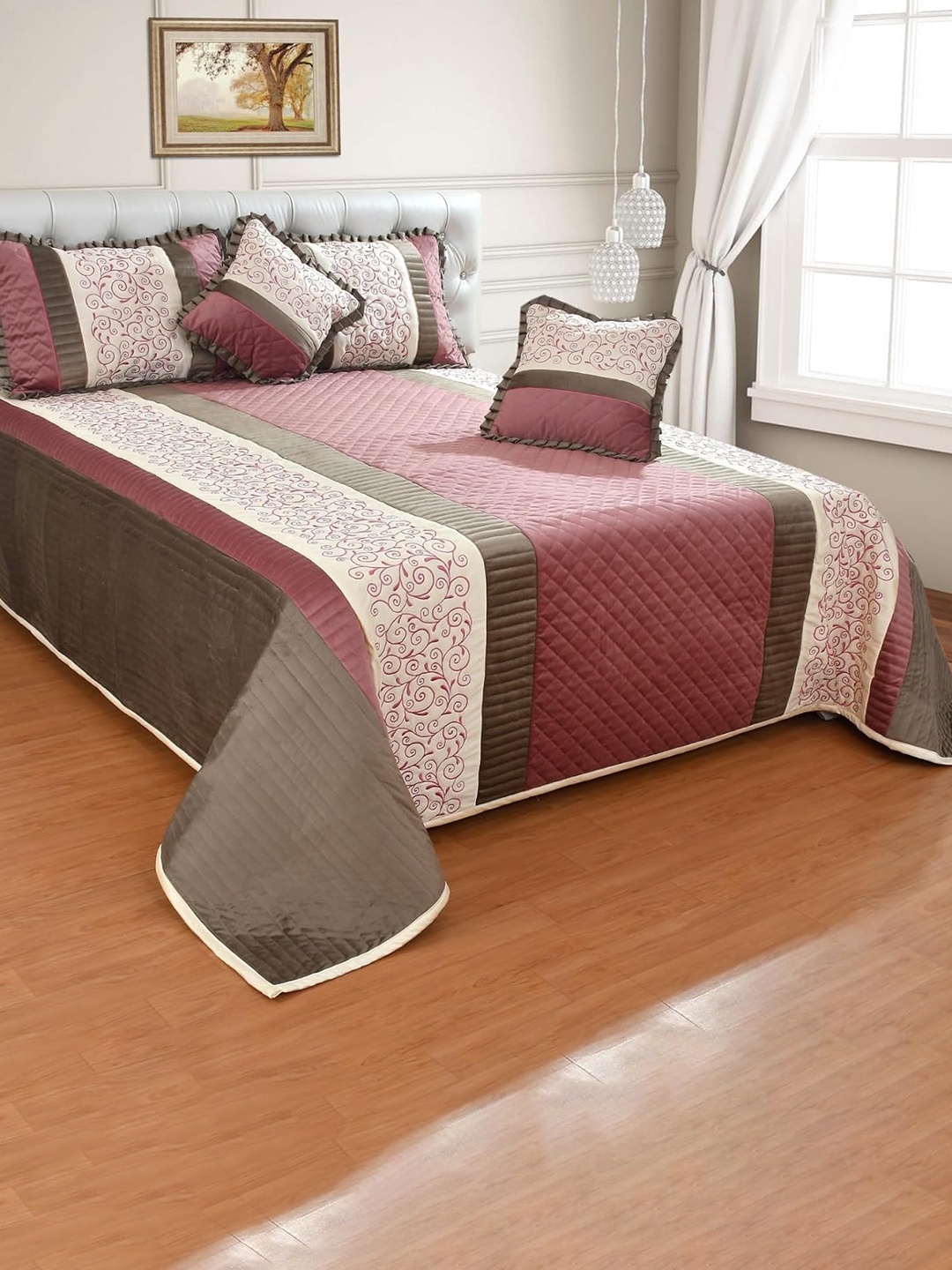 

Nivasam Pink & White 6 Pcs Self Design Double King Superfine AC Room Cotton Bedding Set