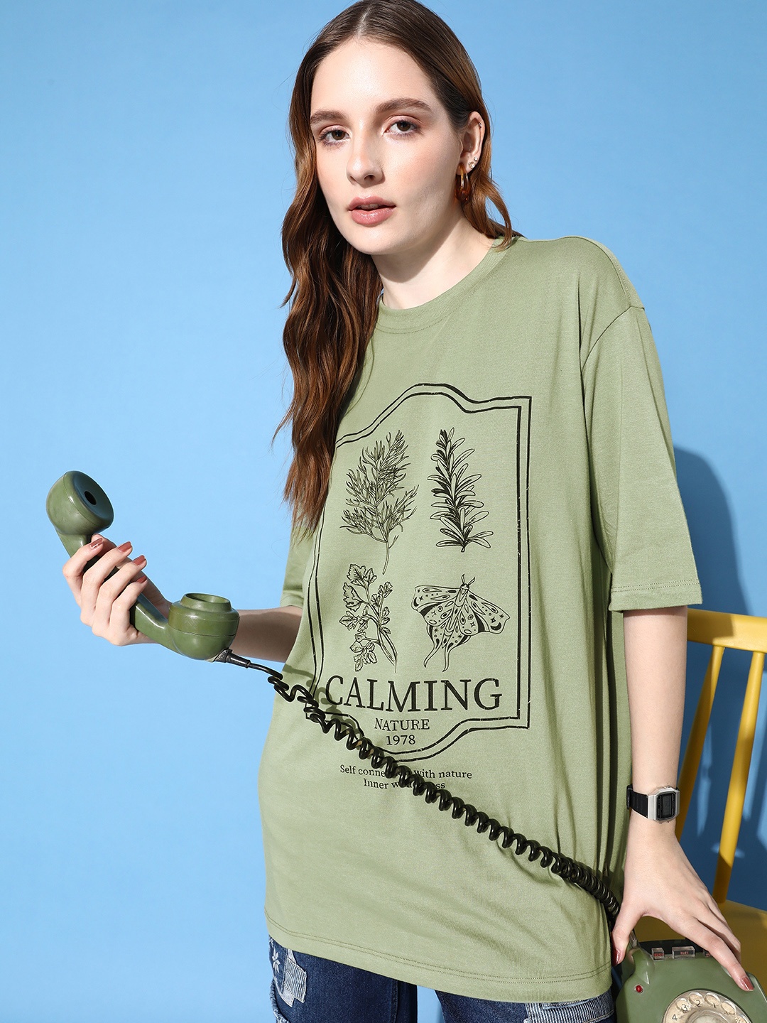 

The Roadster Life Co. Graphic Printed Drop-Shoulder Sleeves Oversized T-shirt, Green