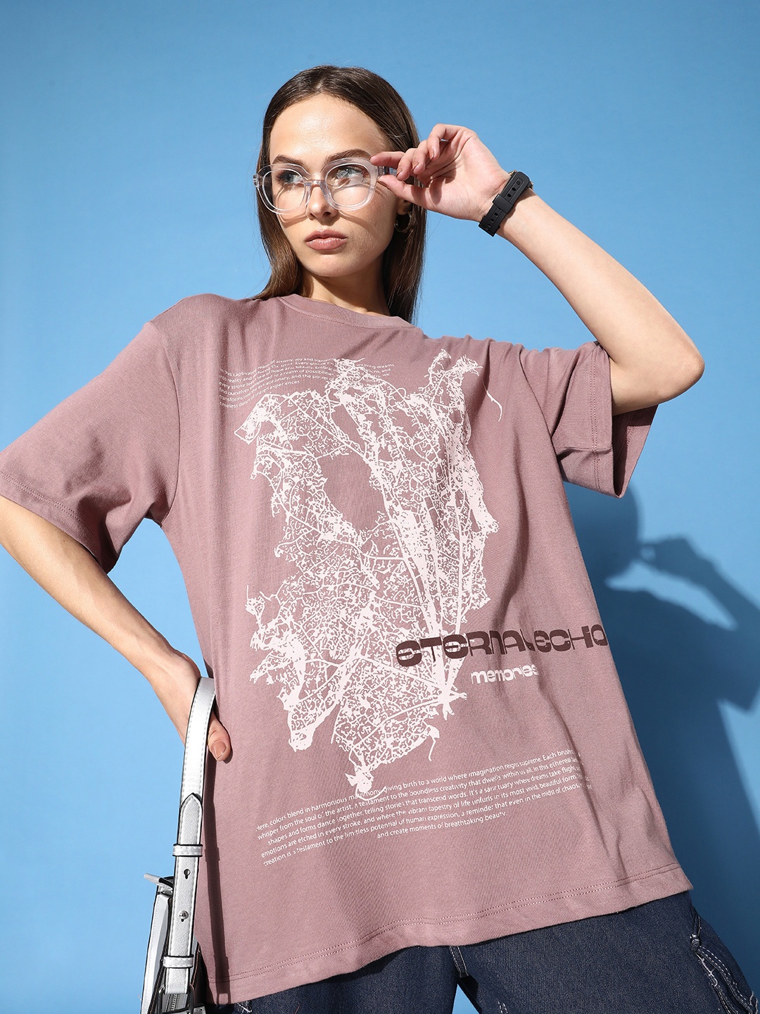 

The Roadster Life Co. Graphic Printed Drop-Shoulder Sleeves Oversized T-shirt, Mauve