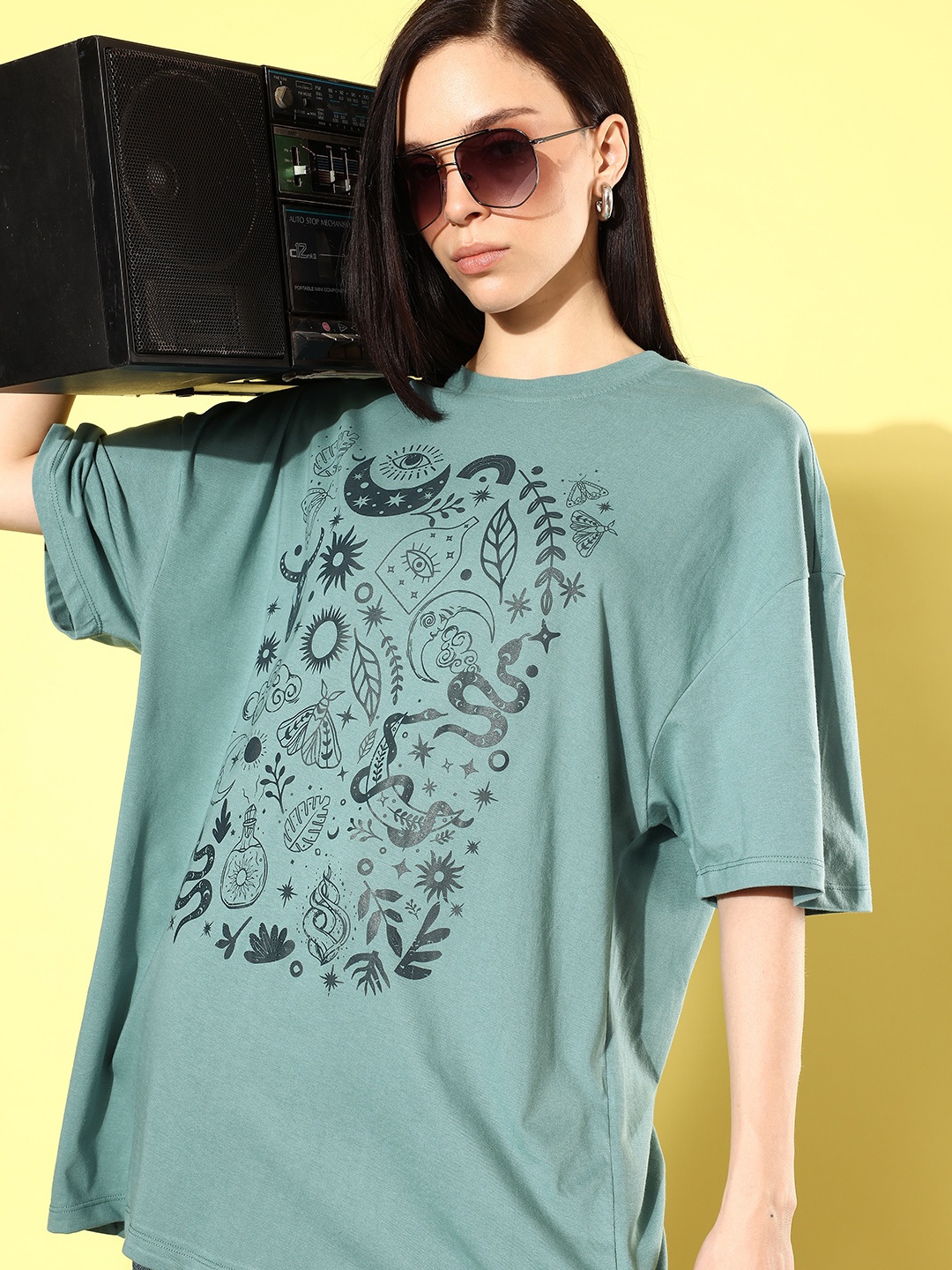 

The Roadster Life Co. Printed Drop-Shoulder Sleeves Oversized Longline T-shirt, Teal