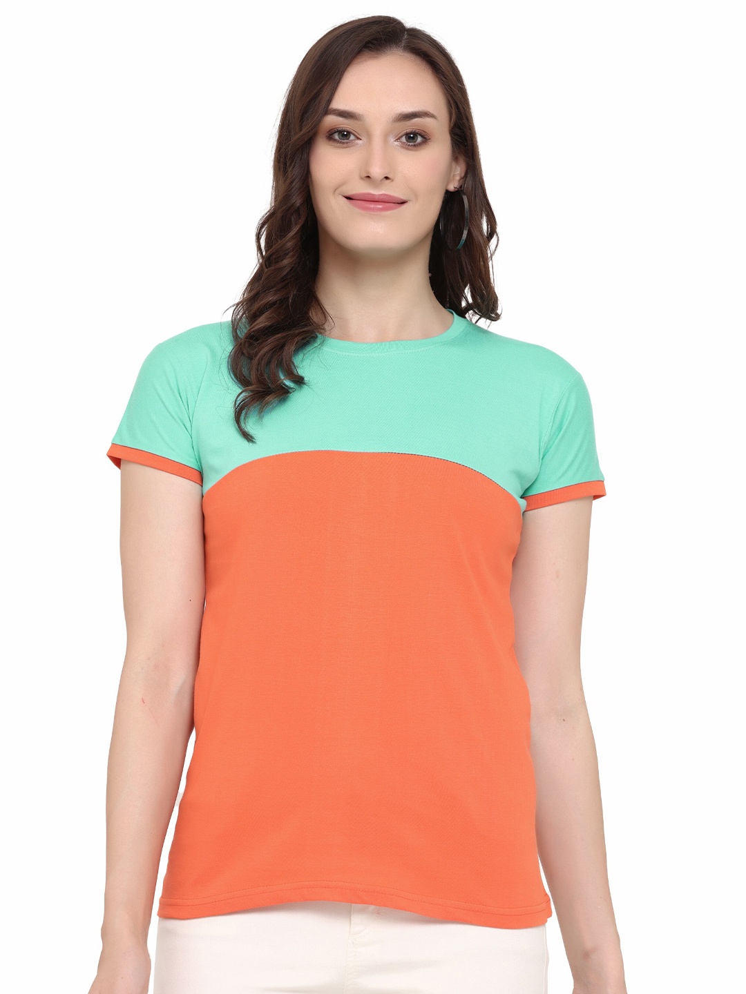 

Chanting Blue Colourblocked Cotton Round Neck T-shirt, Green