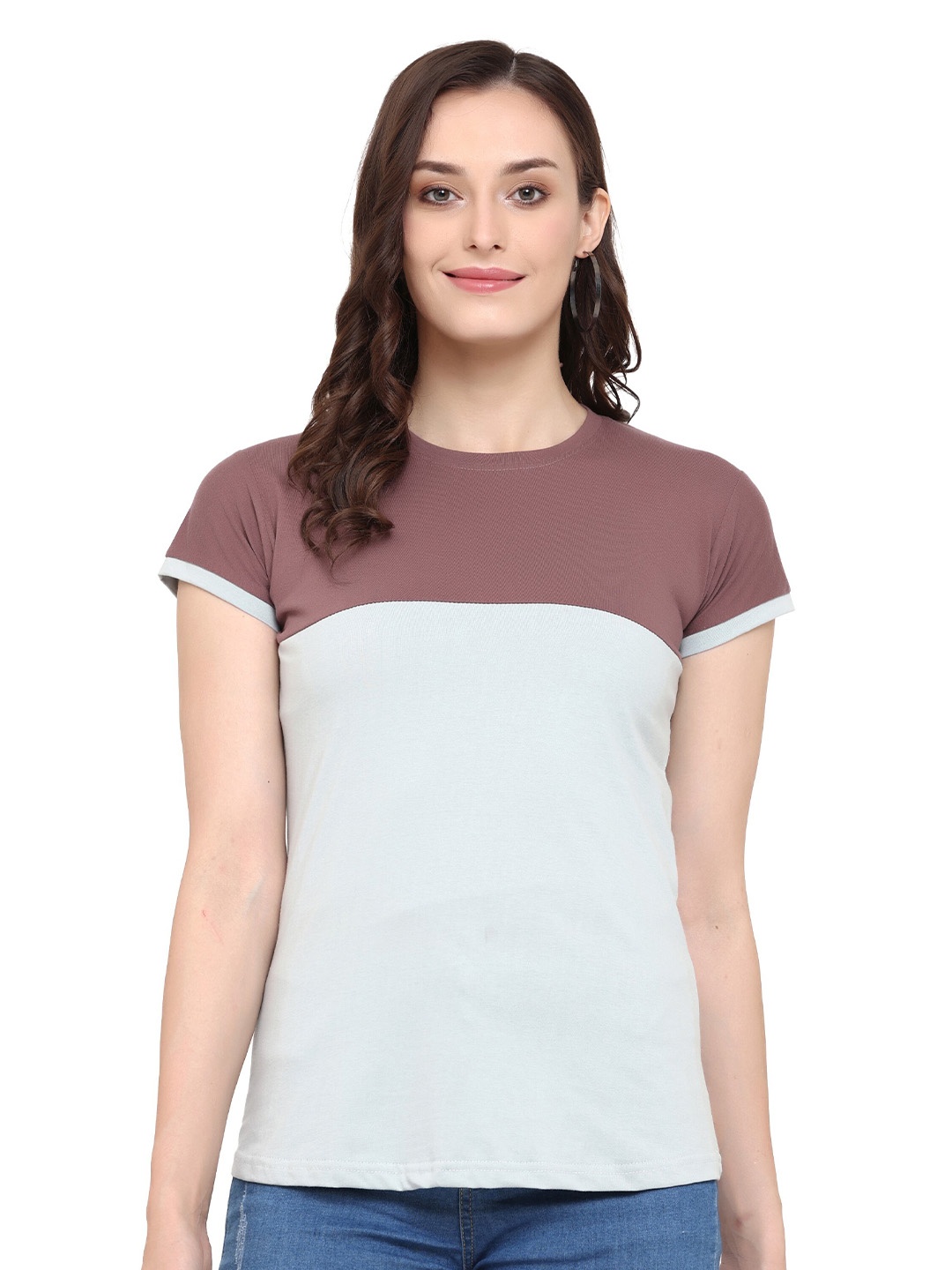 

Chanting Blue Colourblocked Cotton Round Neck T-shirt, Brown