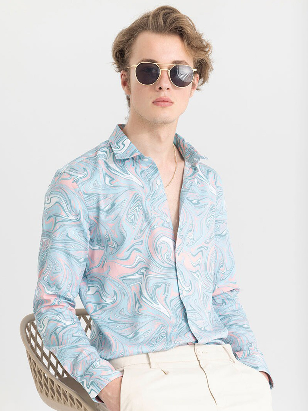

Snitch Blue Classic Slim Fit Abstract Printed Cotton Casual Shirt