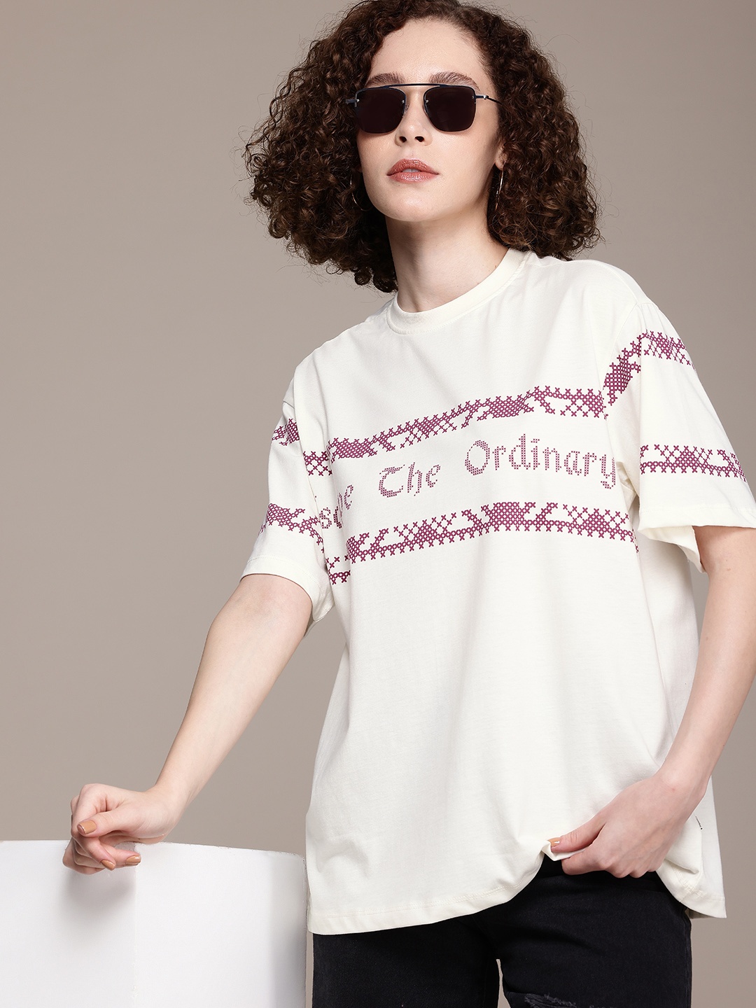 

The Roadster Life Co. Printed Drop-Shoulder Sleeves Oversized T-shirt, Off white