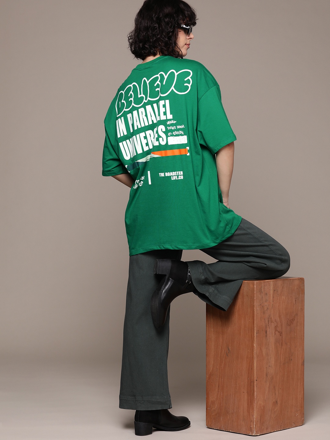 

The Roadster Lifestyle Co. Typography Printed Drop-Shoulder Oversize T-shirt, Green