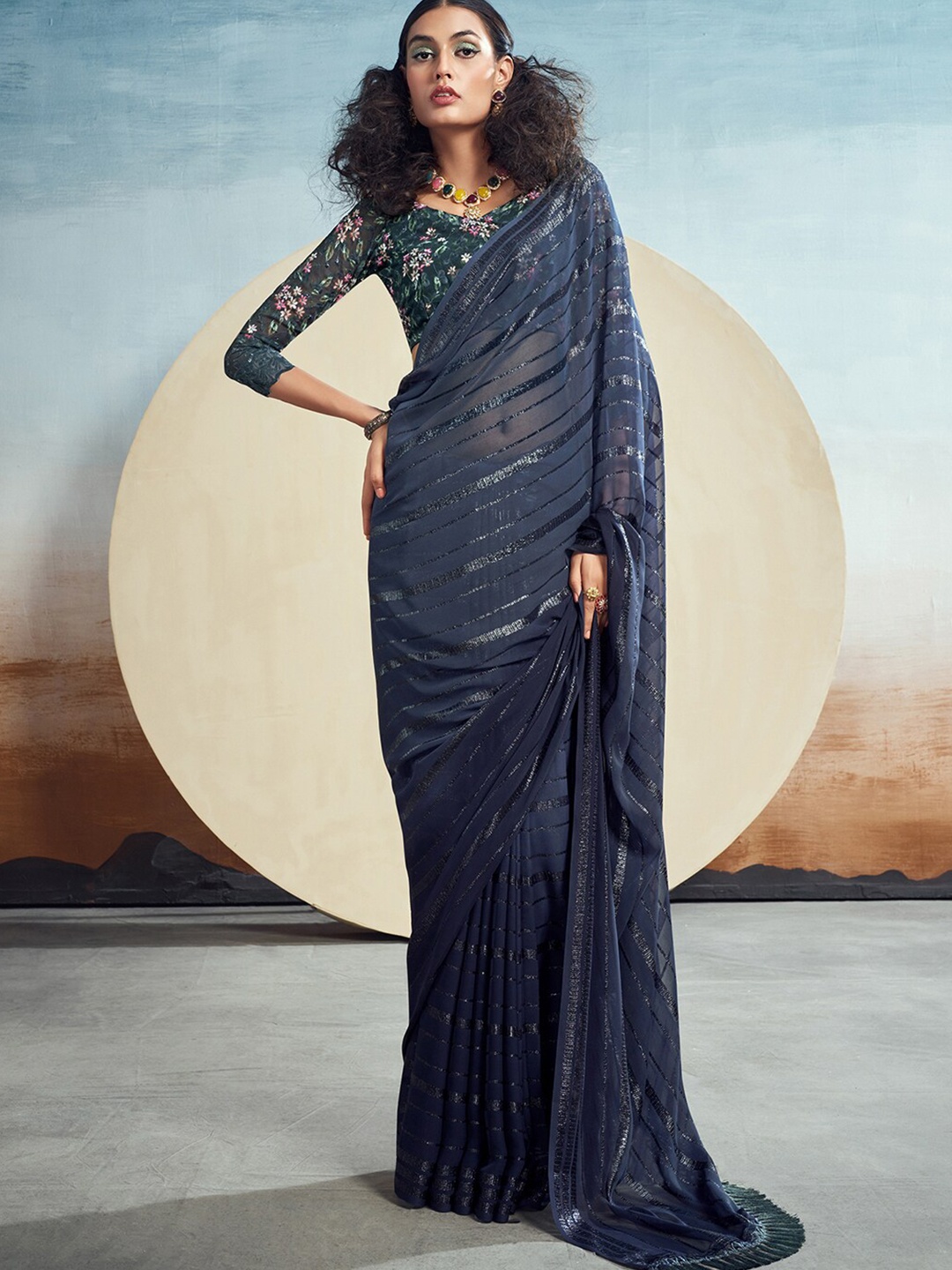 

Satrani Striped Sequinned Saree, Grey