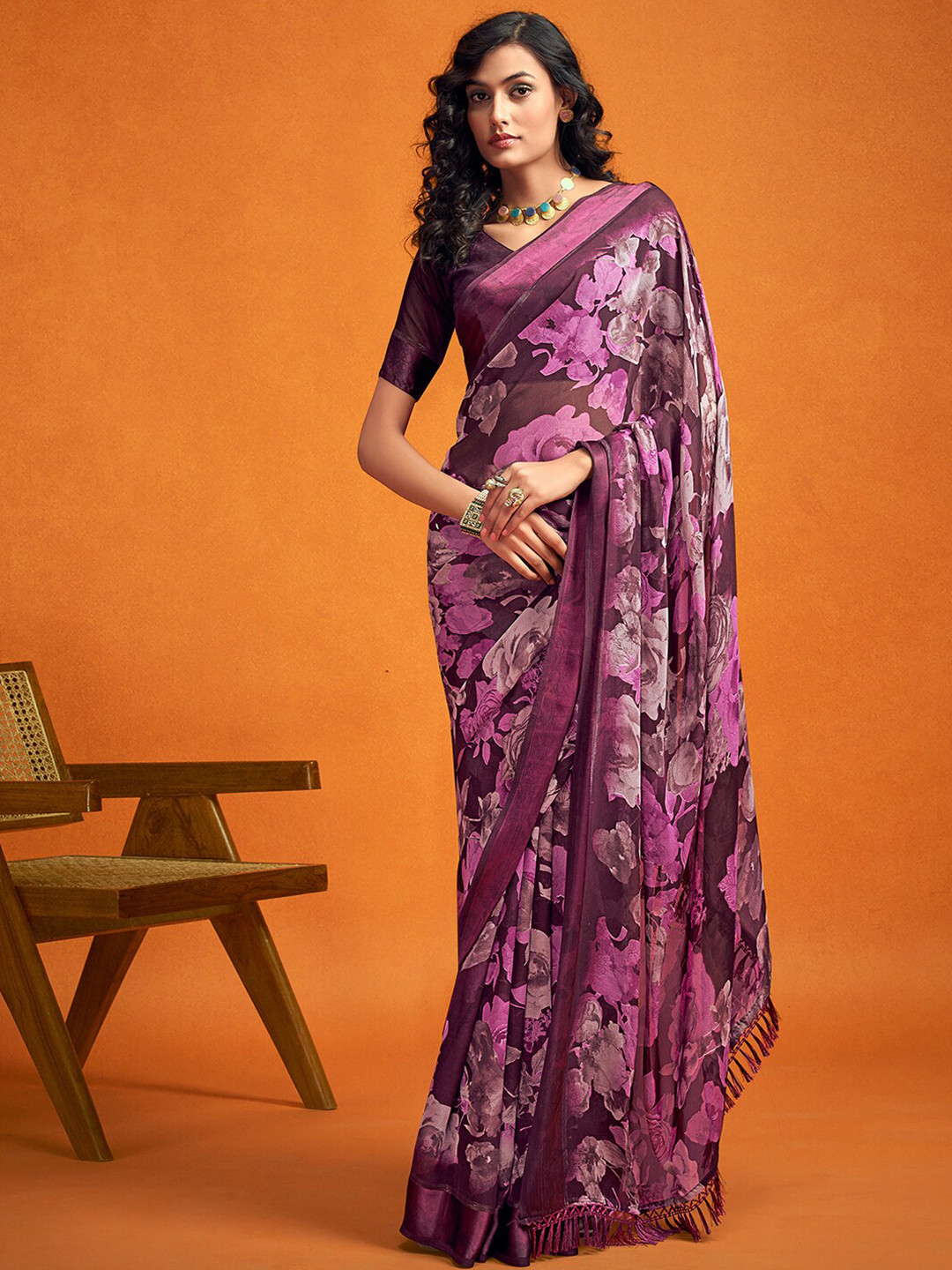 

Mitera Pink & Purple Floral Saree