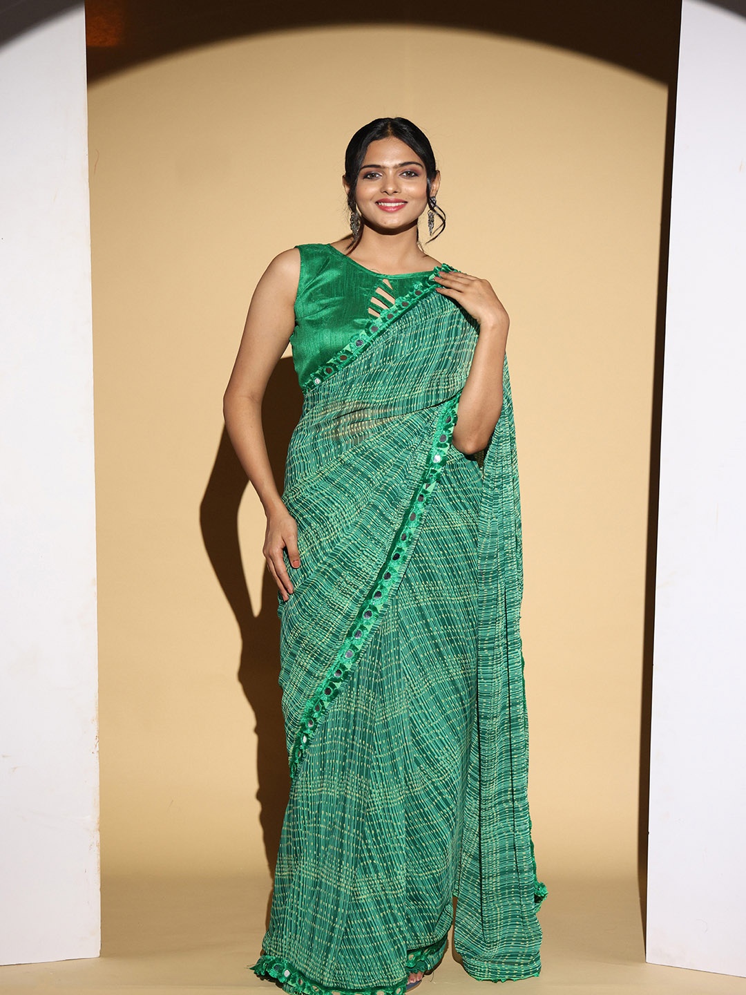 PATLIPALLU Striped Mirror Work Poly Georgette Saree, Green