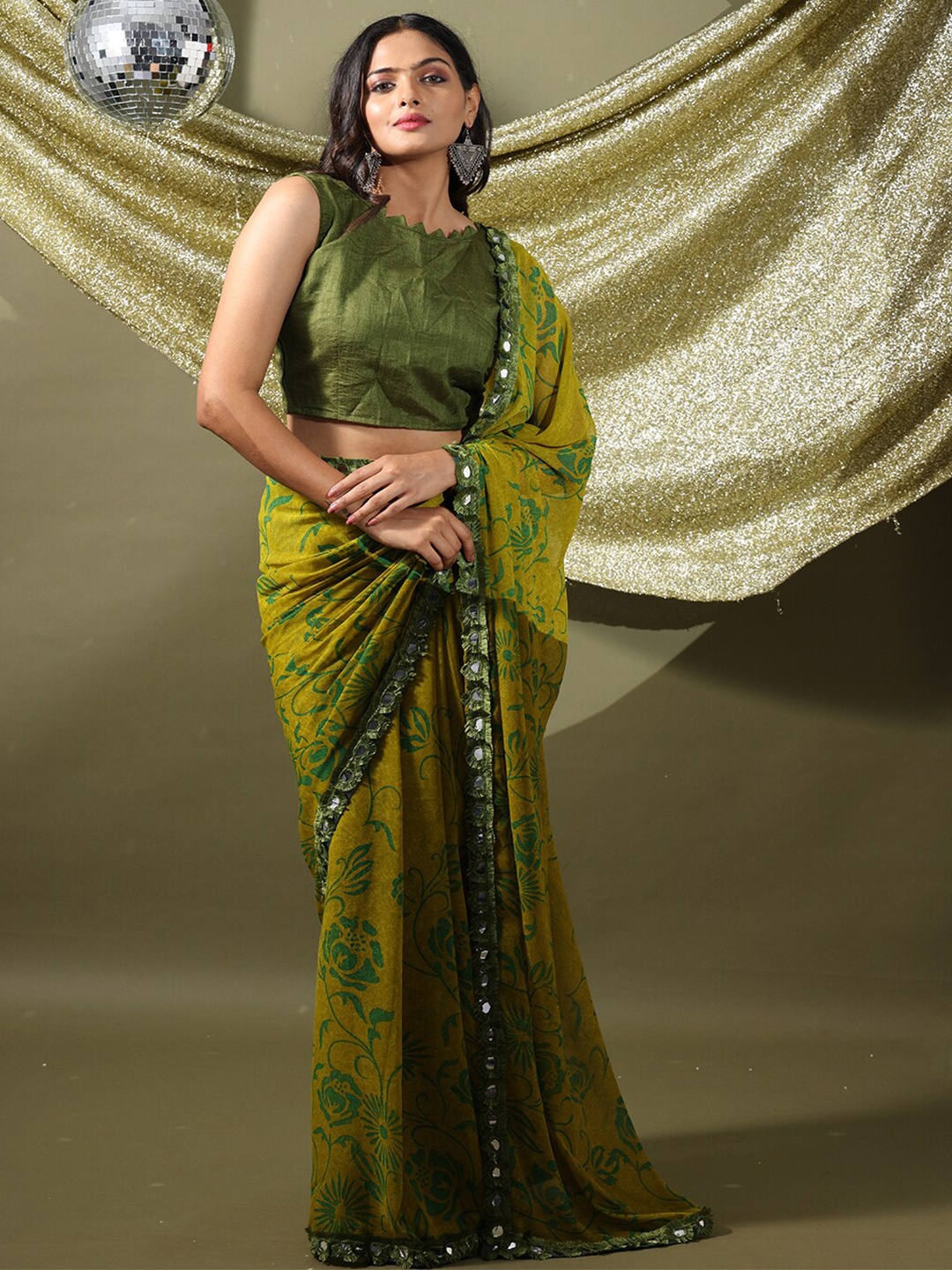 

PATLIPALLU Floral Mirror Work Saree, Olive