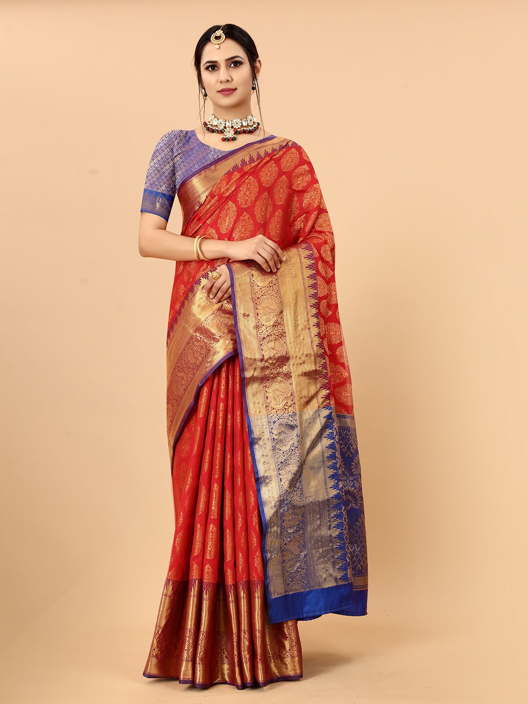 

VANAKARA Ethnic Motifs Woven Design Zari Art Silk Banarasi Saree, Red