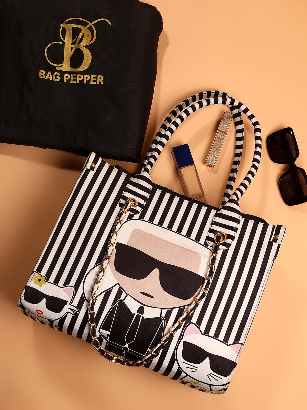 

Bag Pepper Striped Structured Handheld Bag With Pouch, Black