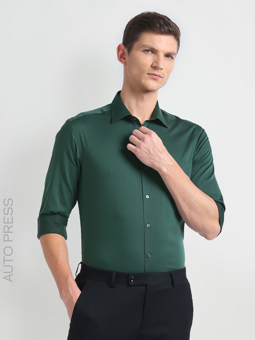 

Arrow Slim Fit Spread Collar Long Sleeves Cotton Autopress Formal Shirt, Green