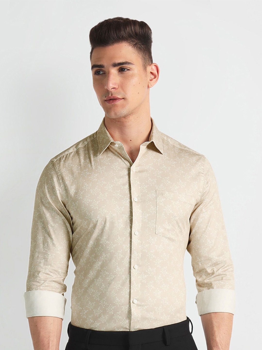 

Arrow Printed spread collar Long Sleeves Cotton Formal Shirt, Beige