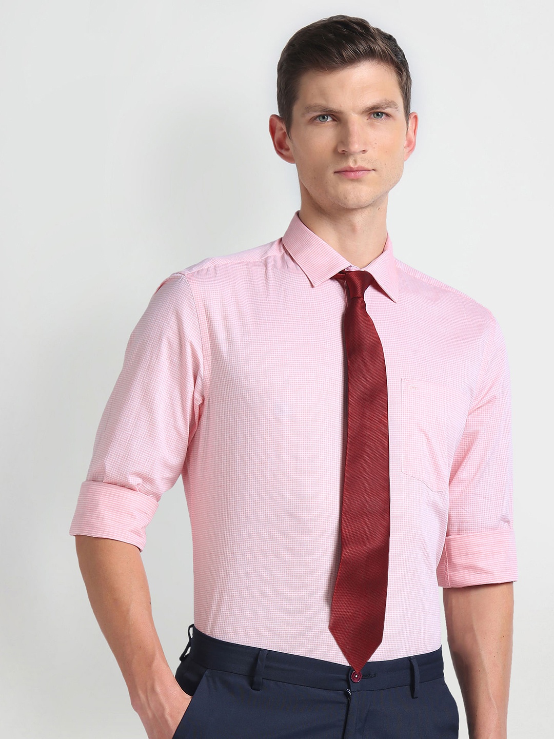 

Arrow Textured Spread Collar Cotton Formal Shirt, Red