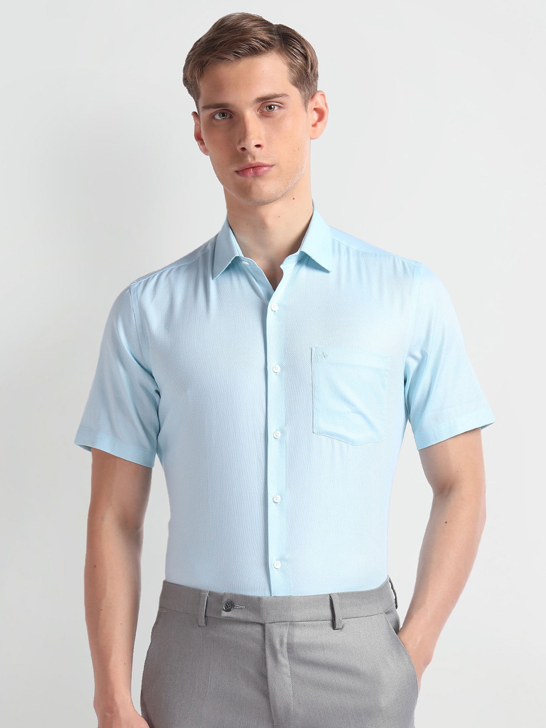 

Arrow Spread Collar Short Sleeves Pure Cotton Dobby Formal Shirt, Blue