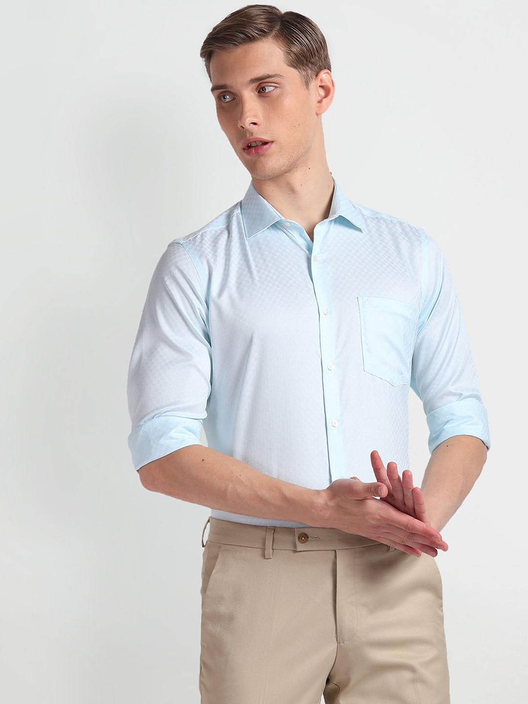 

Arrow Checked Spread Collar Cotton Opaque Autopress Formal Shirt, Green