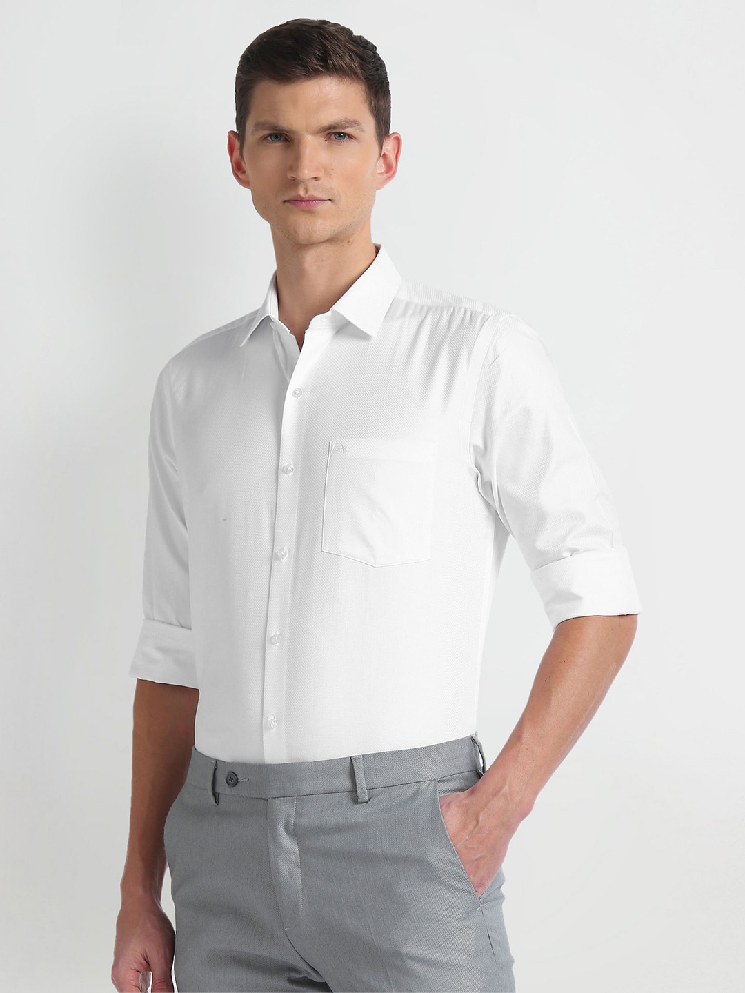 

Arrow Spread Collar Opaque Cotton Formal Shirt, White