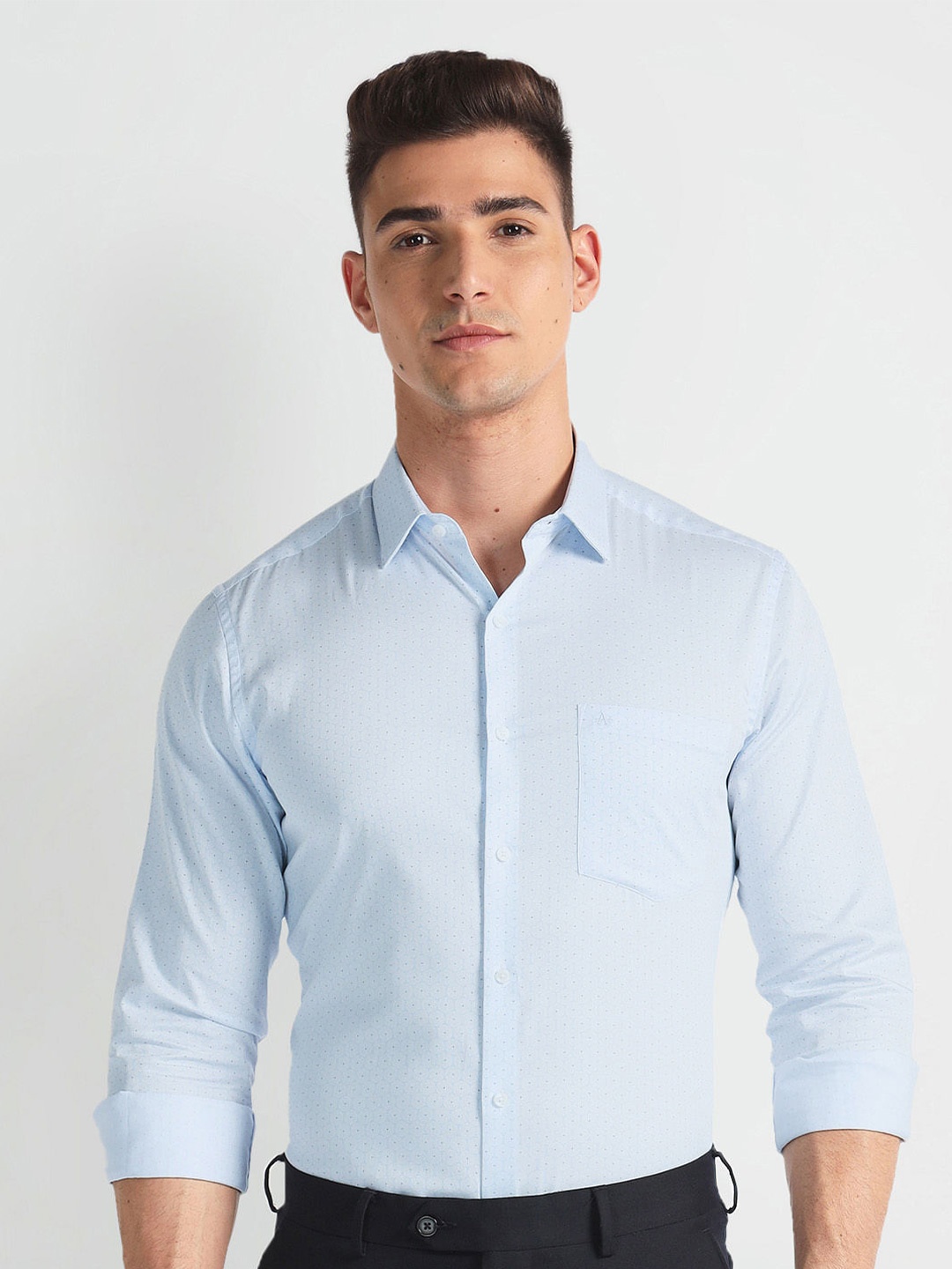 

Arrow Geometric Spread Collar Long Sleeves Cotton Formal Shirt, Blue