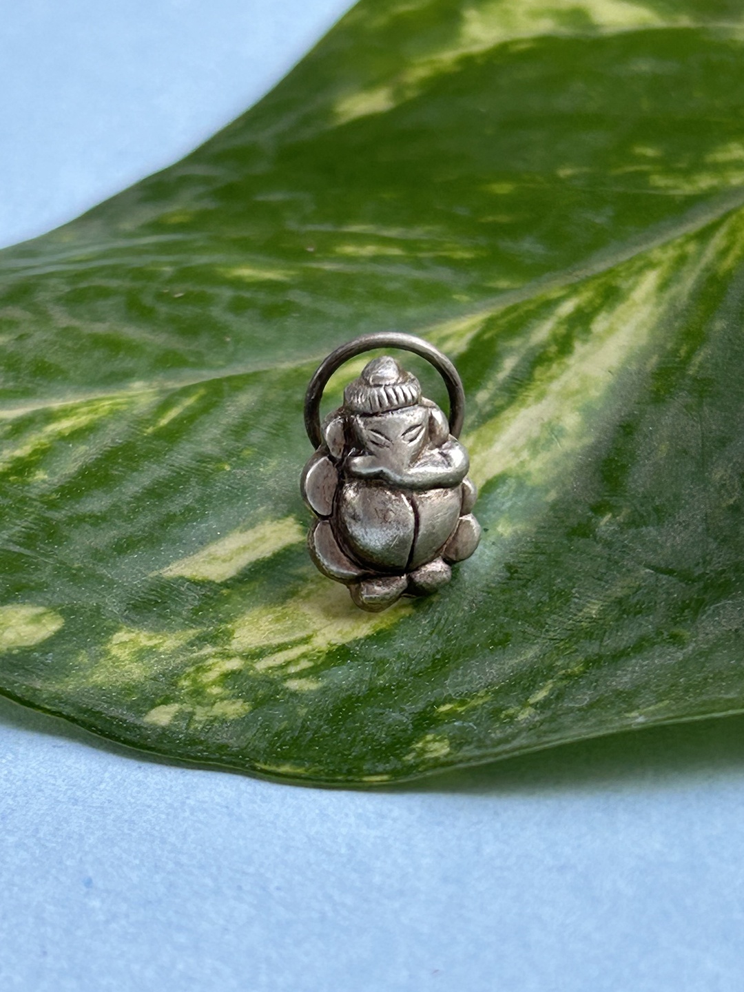 

FIROZA Pure Silver Ganesha Nosepin