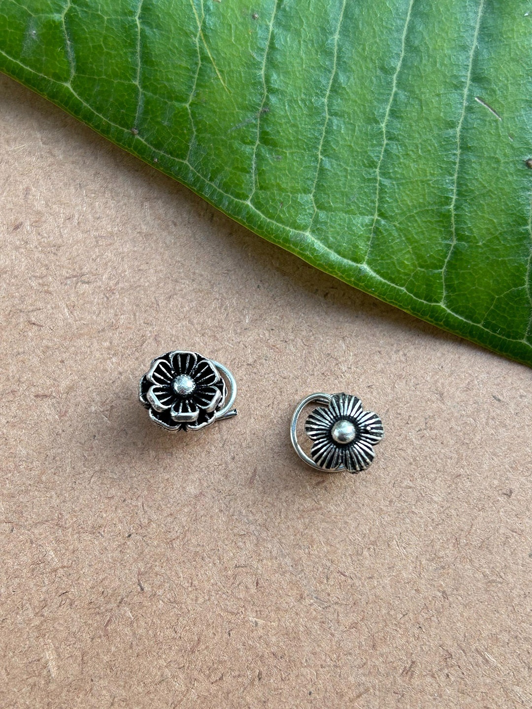 

FIROZA Set Of 2 Stone-Studded Ikebana Stud Nosepin, Silver