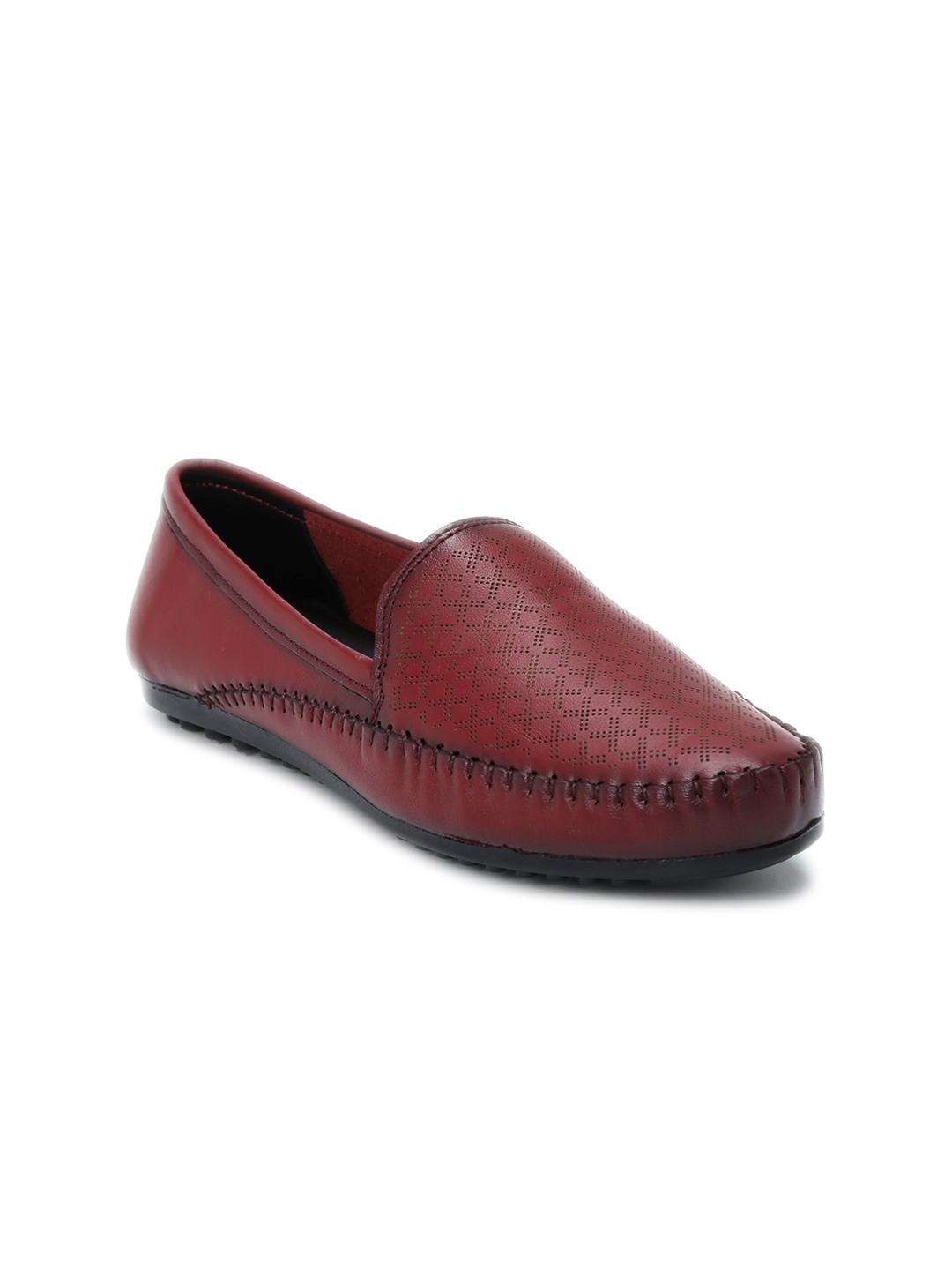 

Zoom Shoes Women Perforations Round Toe Lightweight Leather Loafers, Red