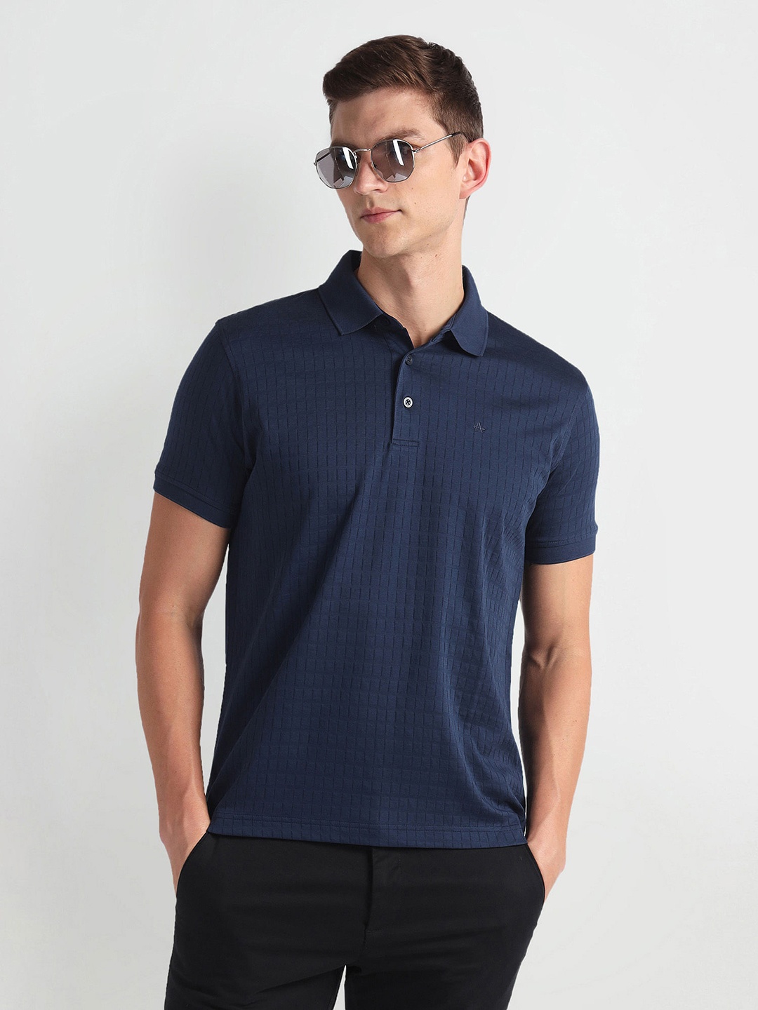 

Arrow Geometric Patterned Polo Collar Casual T-shirt, Blue