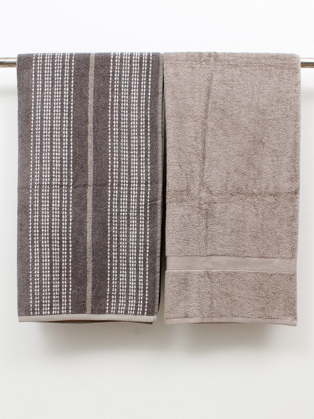 

AVI Living Grey & Beige 2Pcs Striped Cotton 550 GSM Bath Towels