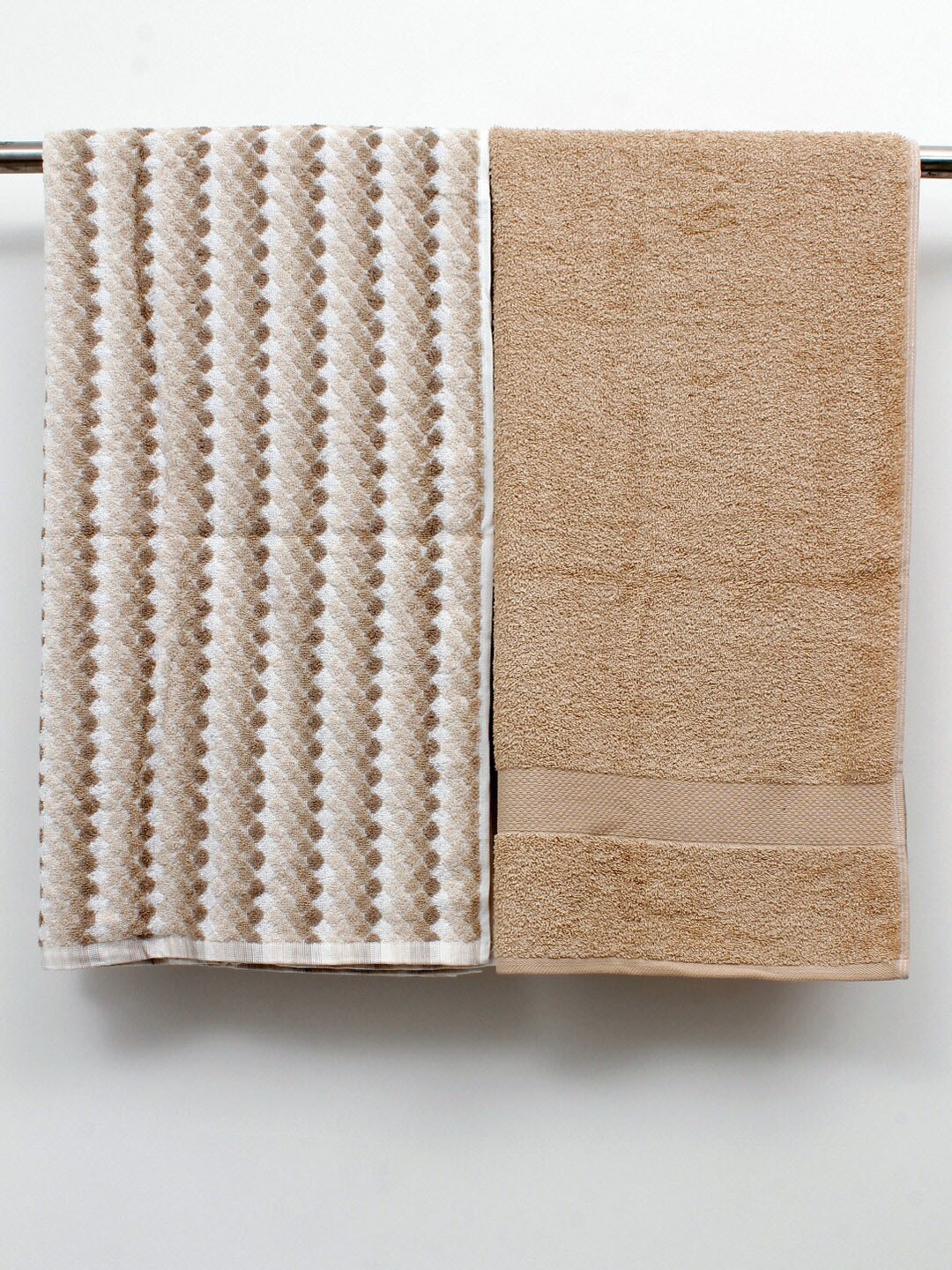 

AVI Living 2 Pcs 525 GSM Cotton Bath Towels, Beige