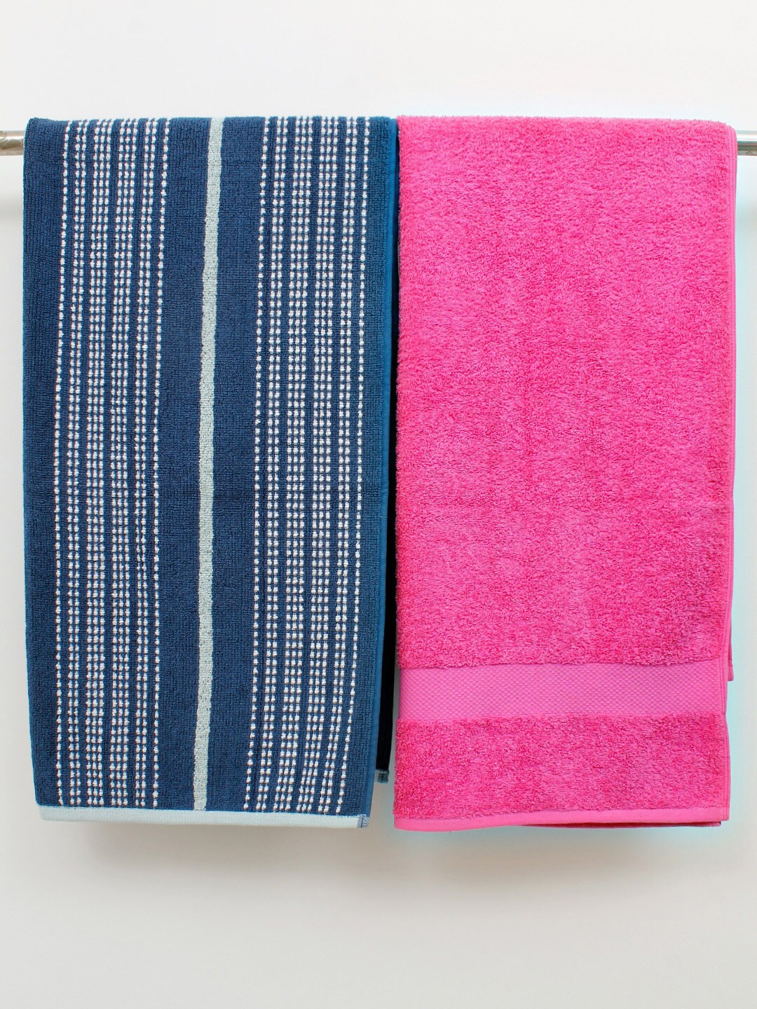

AVI Living Blue & Pink 2 Pcs 525 GSM Cotton Bath Towels
