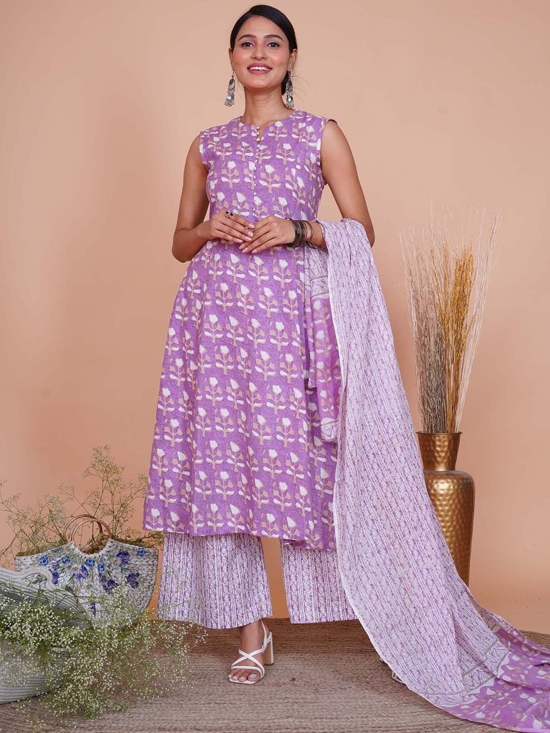 

Salvia Sky Ethnic Motifs Printed Sequinned Anarkali Kurta, Lavender