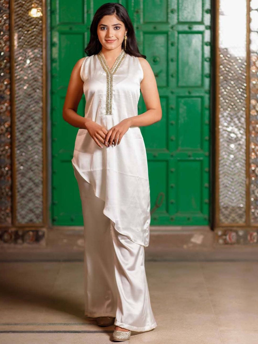 

Salvia Sky Embellished Sleeveless Satin Tunic, Off white