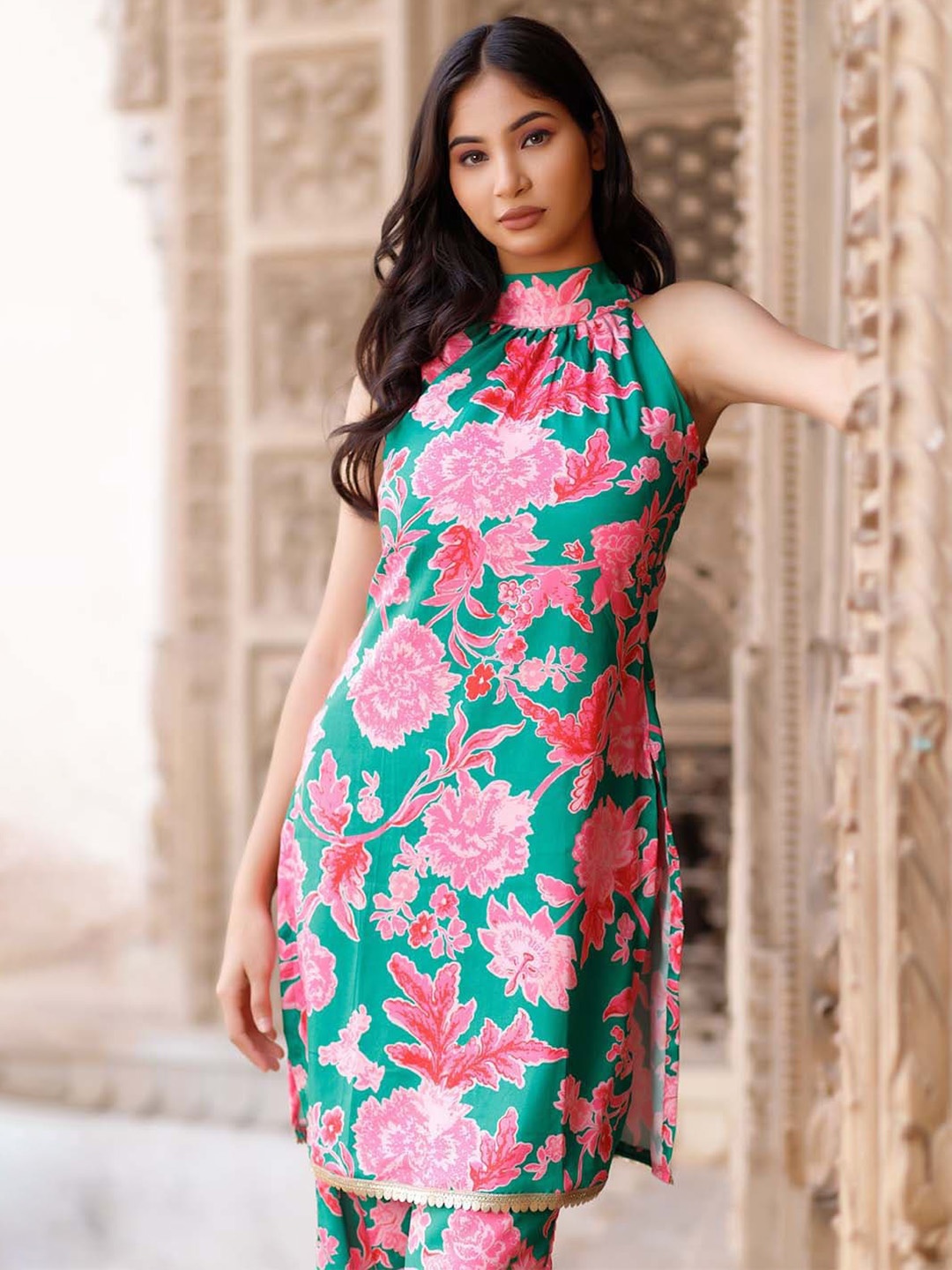 

Salvia Sky Floral Printed High Neck Straight Cotton Kurta, Green
