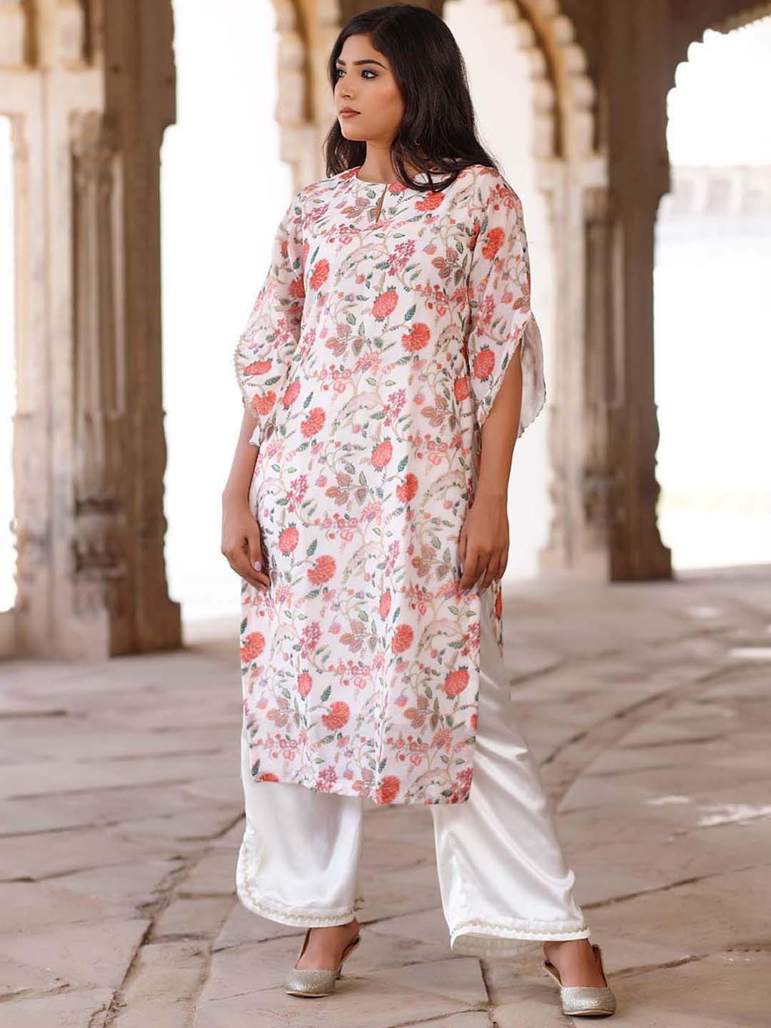 

Salvia Sky Floral Printed Keyhole Neck Zari Silk Kurta, Off white