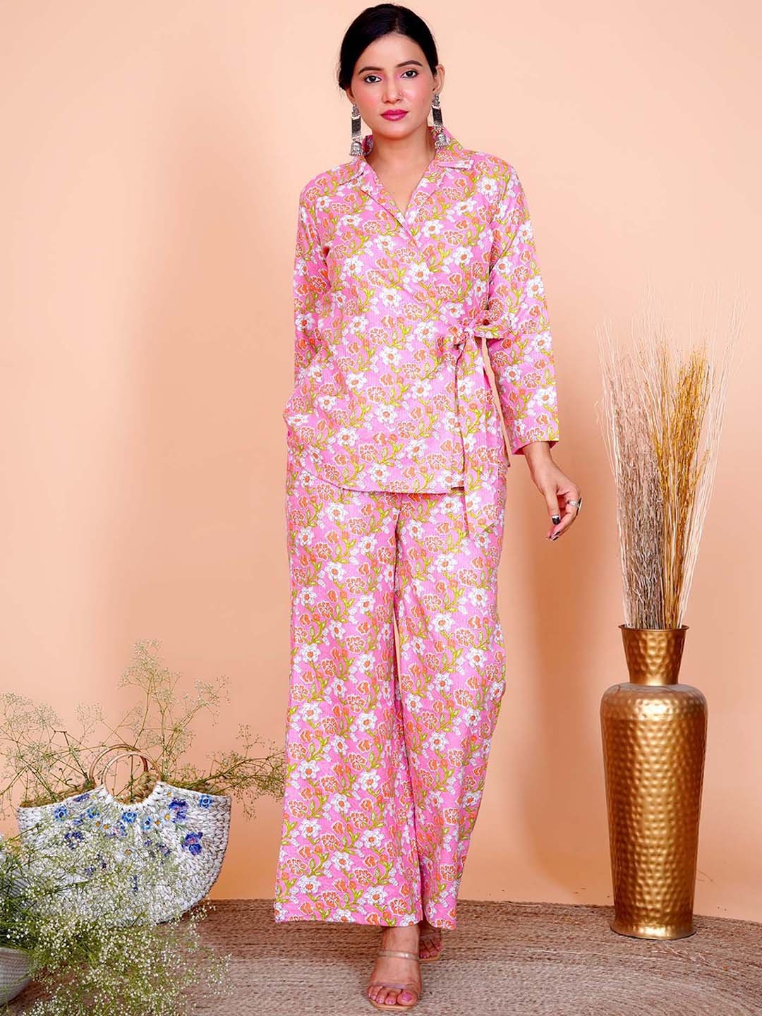 

Salvia Sky Floral Printed Pure Cotton Shirt Collar Coat With Trouser, Pink