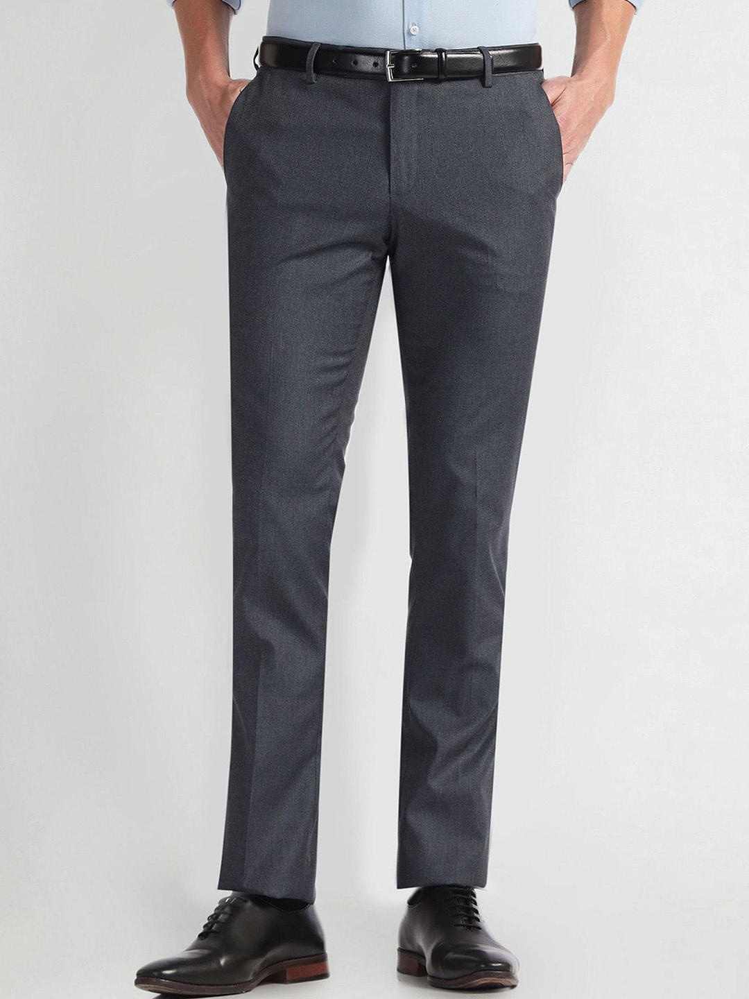 

Arrow Men Textured Tapered Fit Trousers, Grey