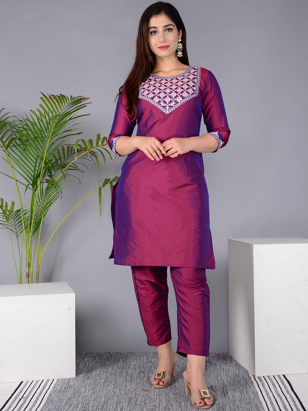 

Subh LAXMI Embroidered Regular Mirror Work Straight Kurta with Trousers, Purple