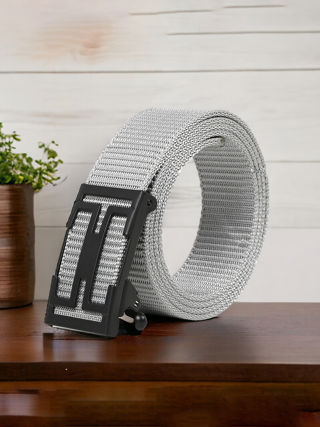 

Kastner Men Textured Canvas Belt, Grey