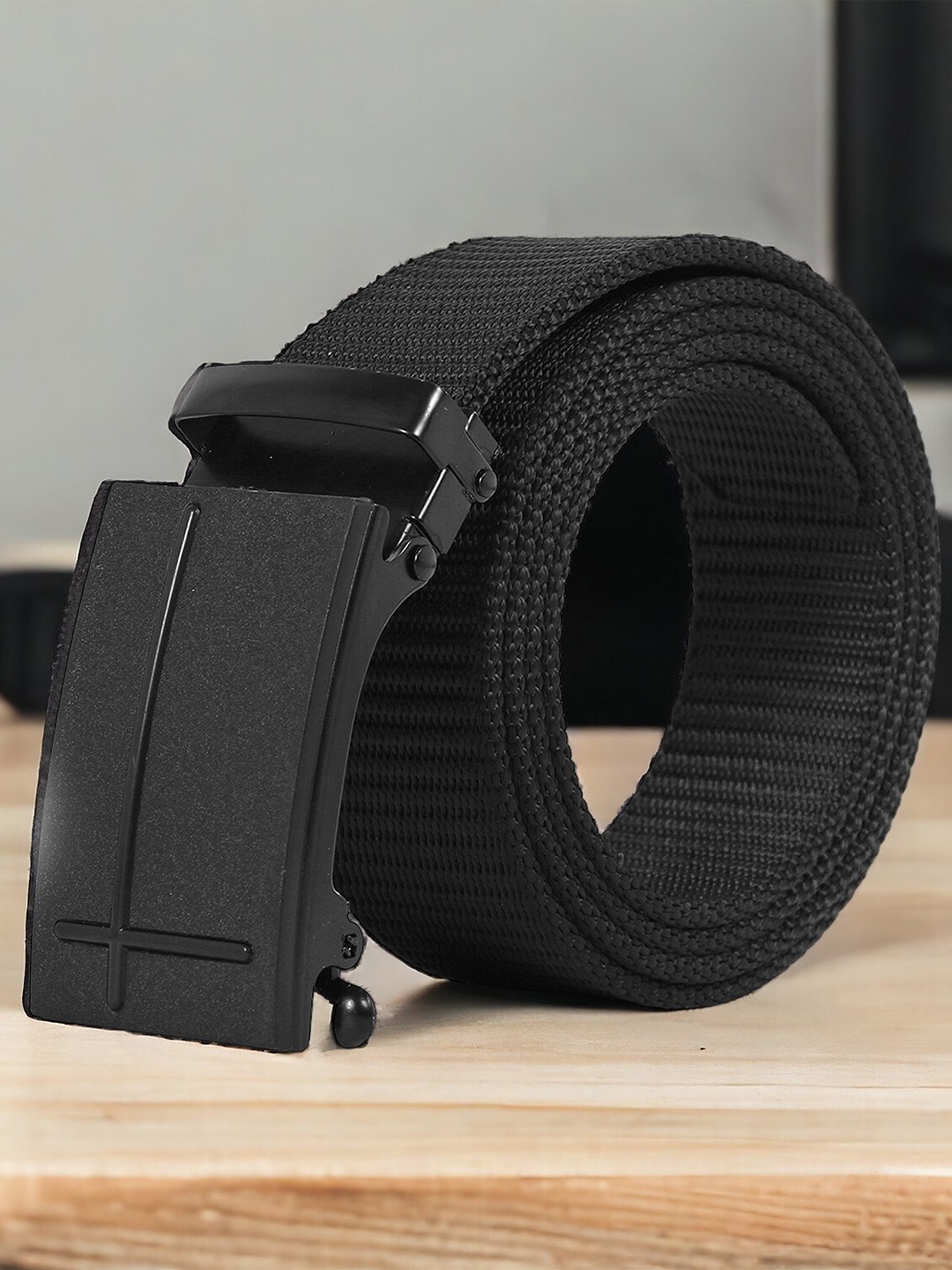 

Kastner Men Textured Belt, Black