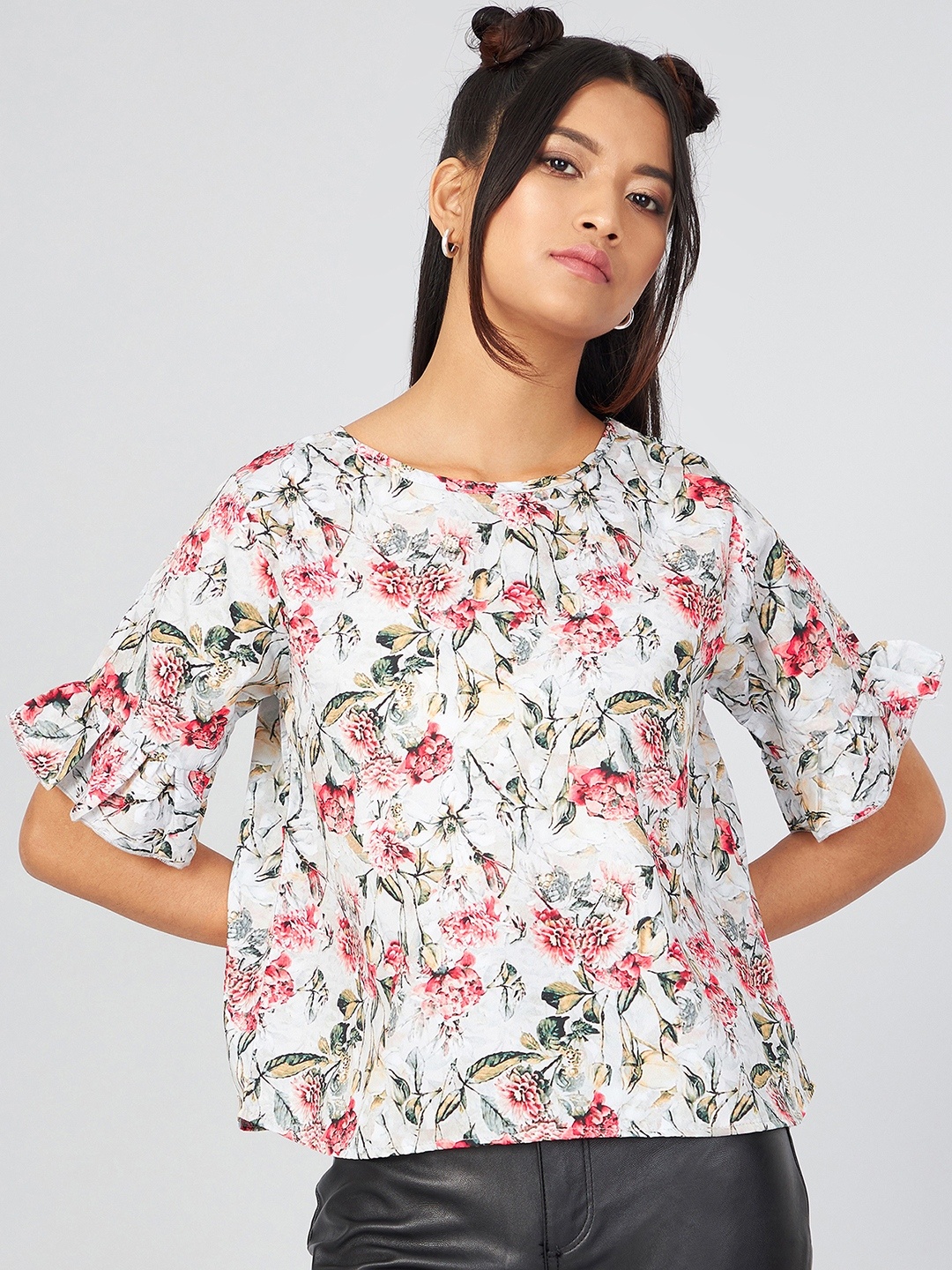

CHIMPAAANZEE Floral Printed Round Sleeves Bell Sleeves Regular Top, Green