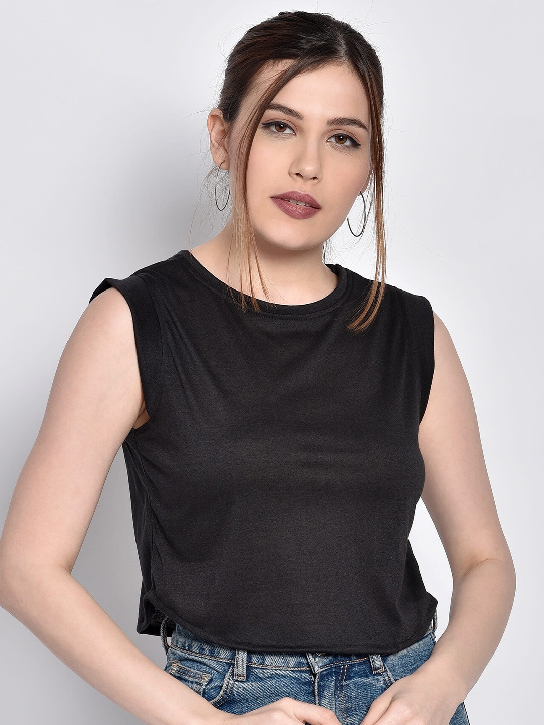 

CHIMPAAANZEE Round Neck Sleeveless Tank Top, Black