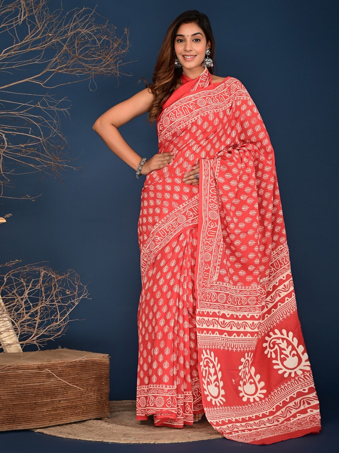 

TROPWEAR Pure Cotton Ethnic Block Print Saree, Peach