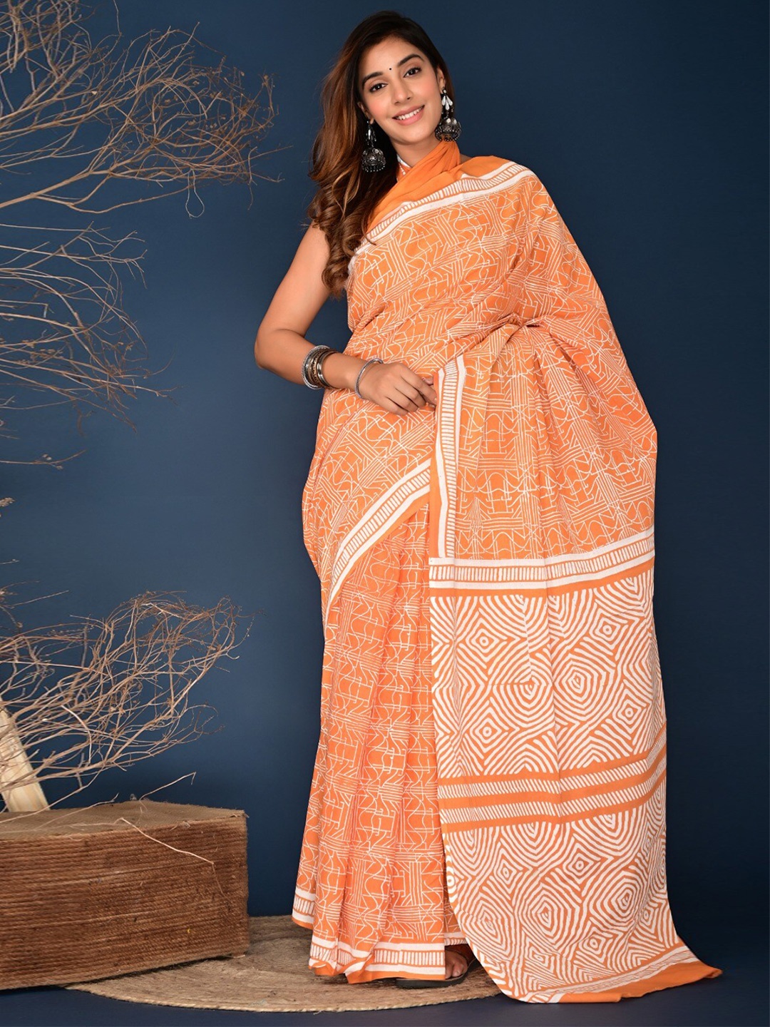 

TROPWEAR Geometric Block Printed Mulmul Cotton Saree, Yellow