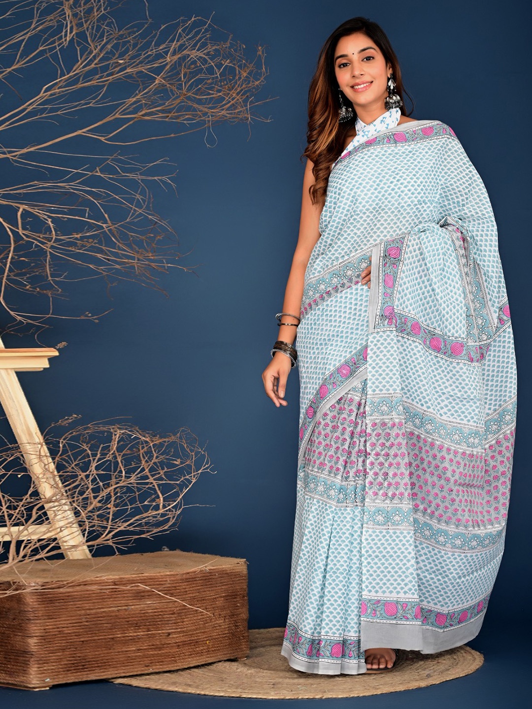 

JALTHER Ethnic Motifs Printed Pure Cotton Saree, Blue